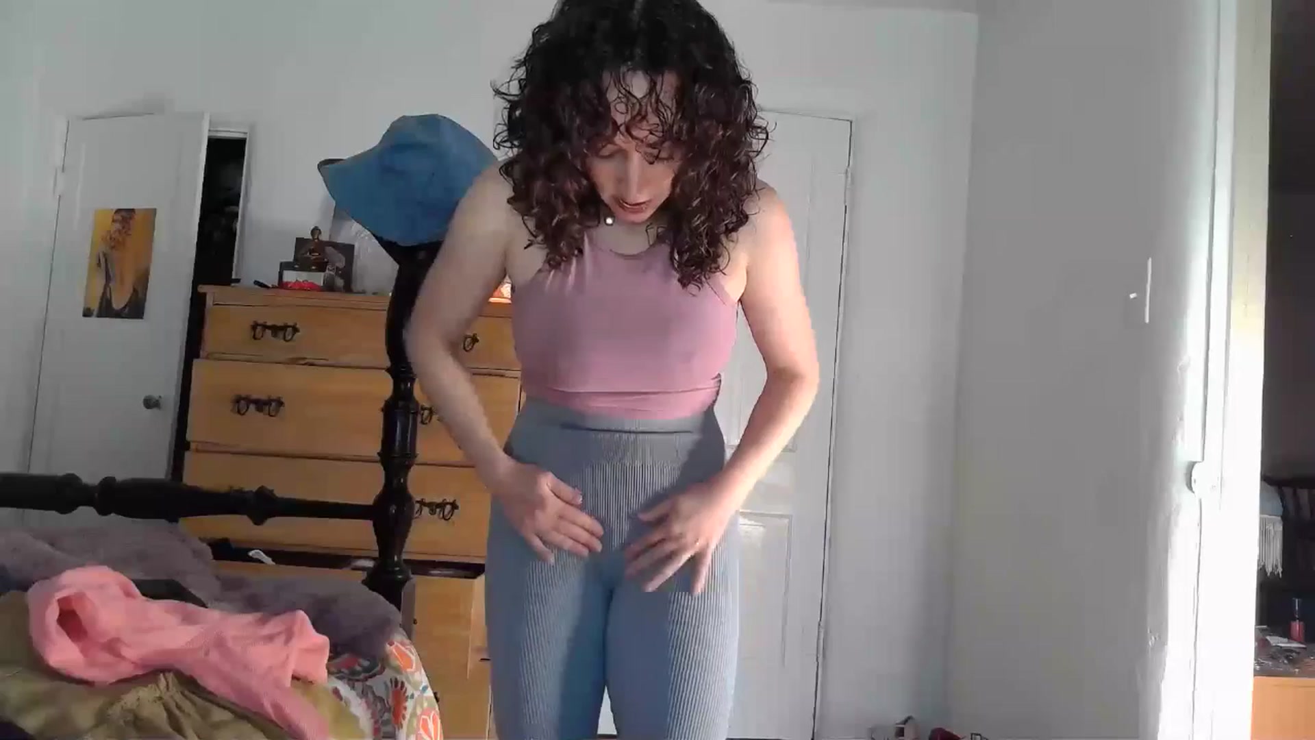 Gallery image thumbnail from TrollopTaylor's myfreecams stream on, 01/17/2025, 20:45 image 7 of 20