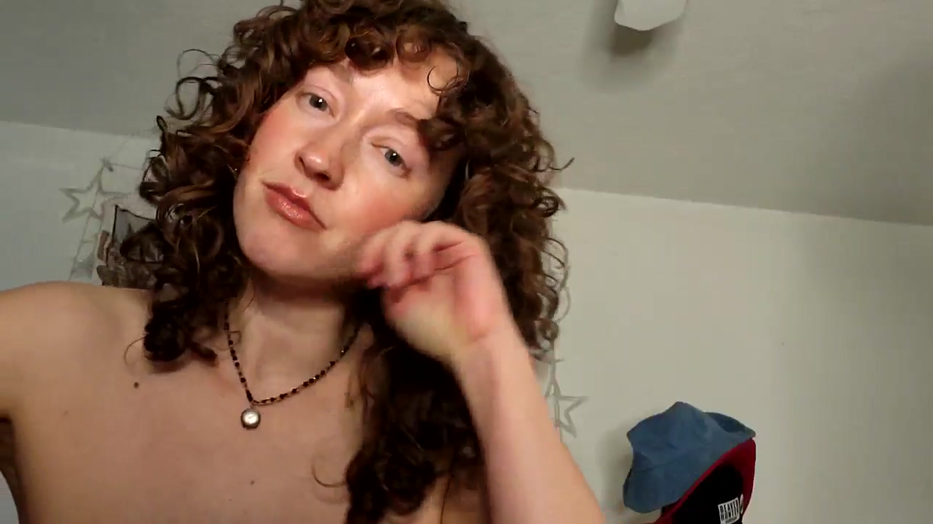Gallery image thumbnail from TrollopTaylor's myfreecams stream on, 01/21/2025, 23:37 image 18 of 20