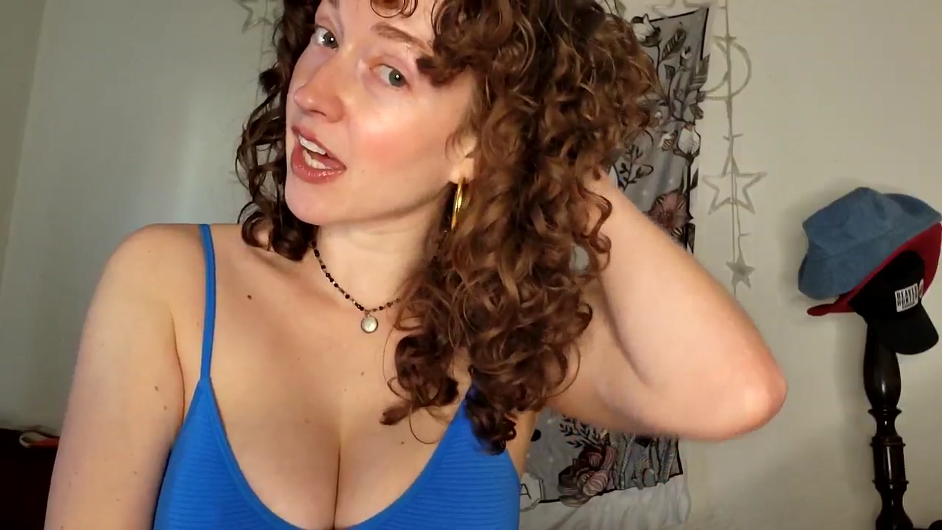 Gallery image thumbnail from TrollopTaylor's myfreecams stream on, 01/21/2025, 23:37 image 8 of 20