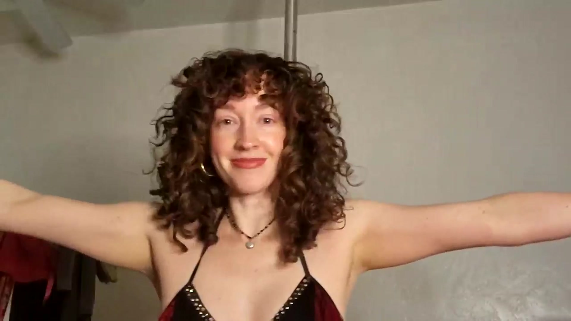 Gallery image thumbnail from TrollopTaylor's myfreecams stream on, 01/22/2025, 20:58 image 15 of 20