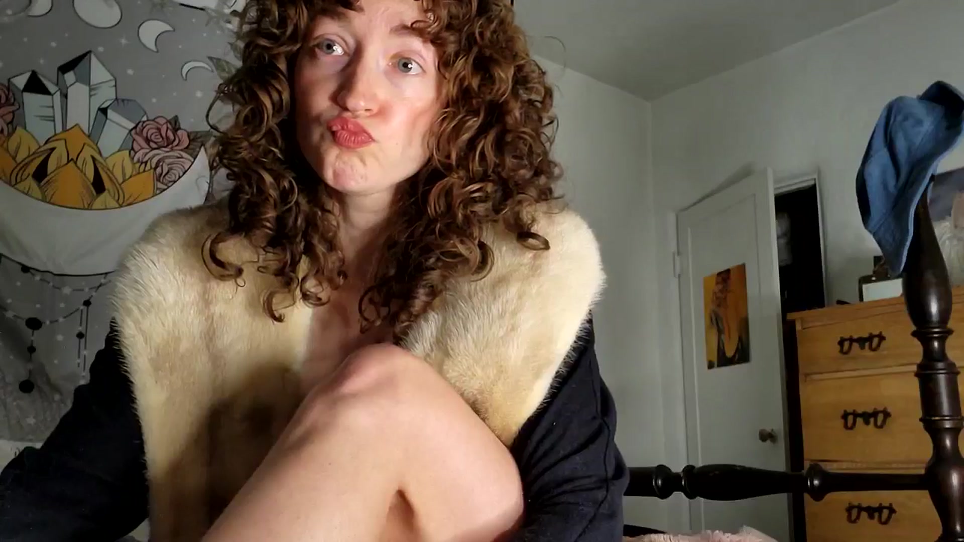 Gallery image thumbnail from TrollopTaylor's myfreecams stream on, 01/26/2025, 23:20 image 12 of 20