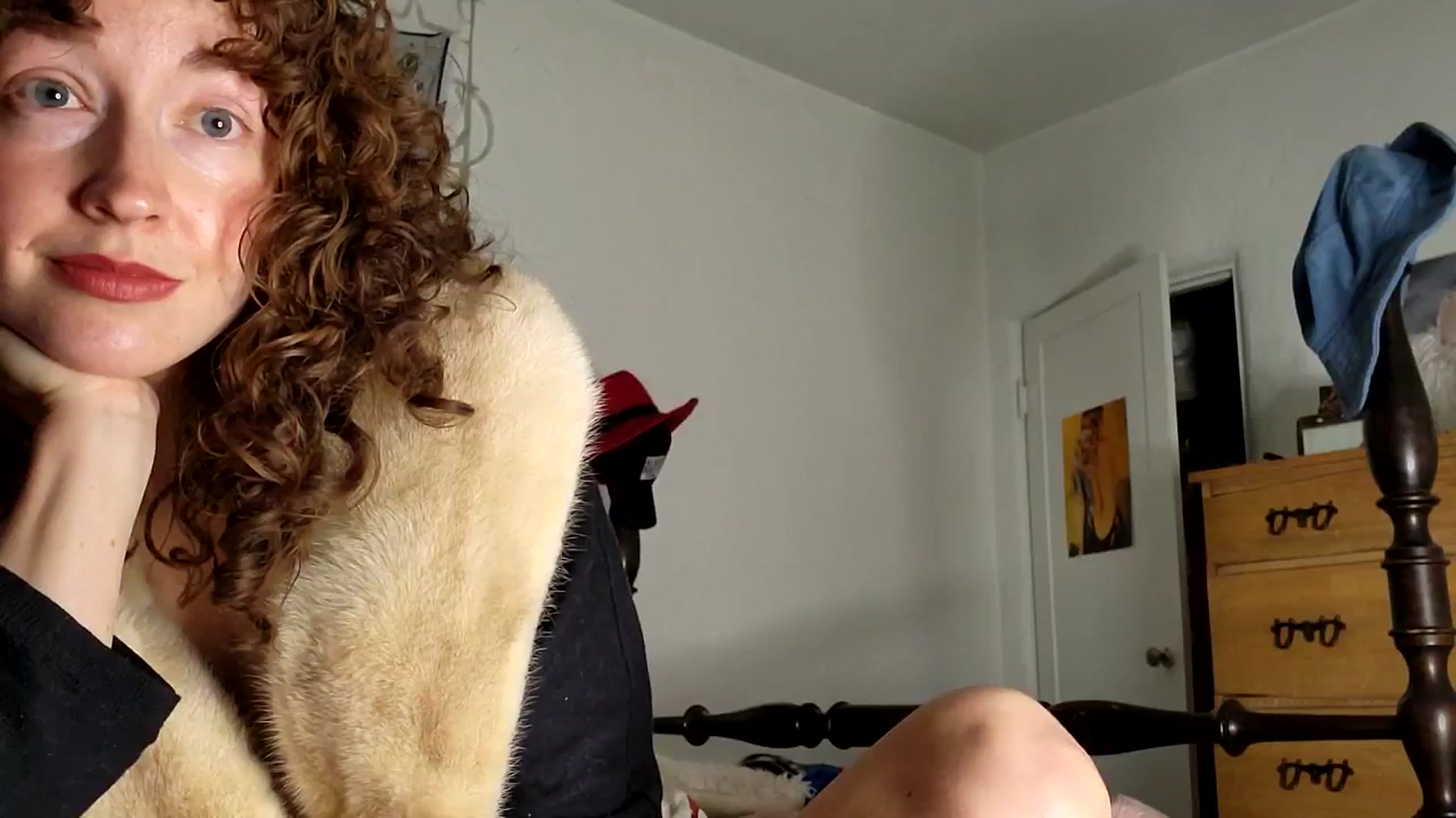 Gallery image thumbnail from TrollopTaylor's myfreecams stream on, 01/26/2025, 23:20 image 15 of 20