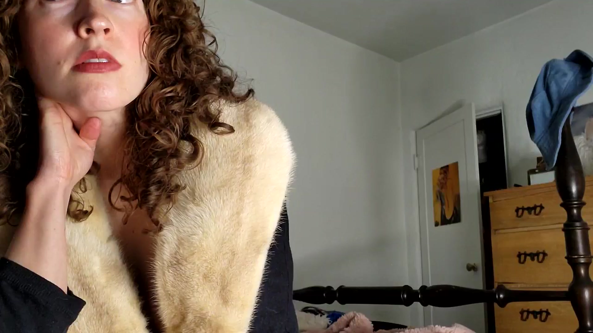 Gallery image thumbnail from TrollopTaylor's myfreecams stream on, 01/26/2025, 23:20 image 17 of 20