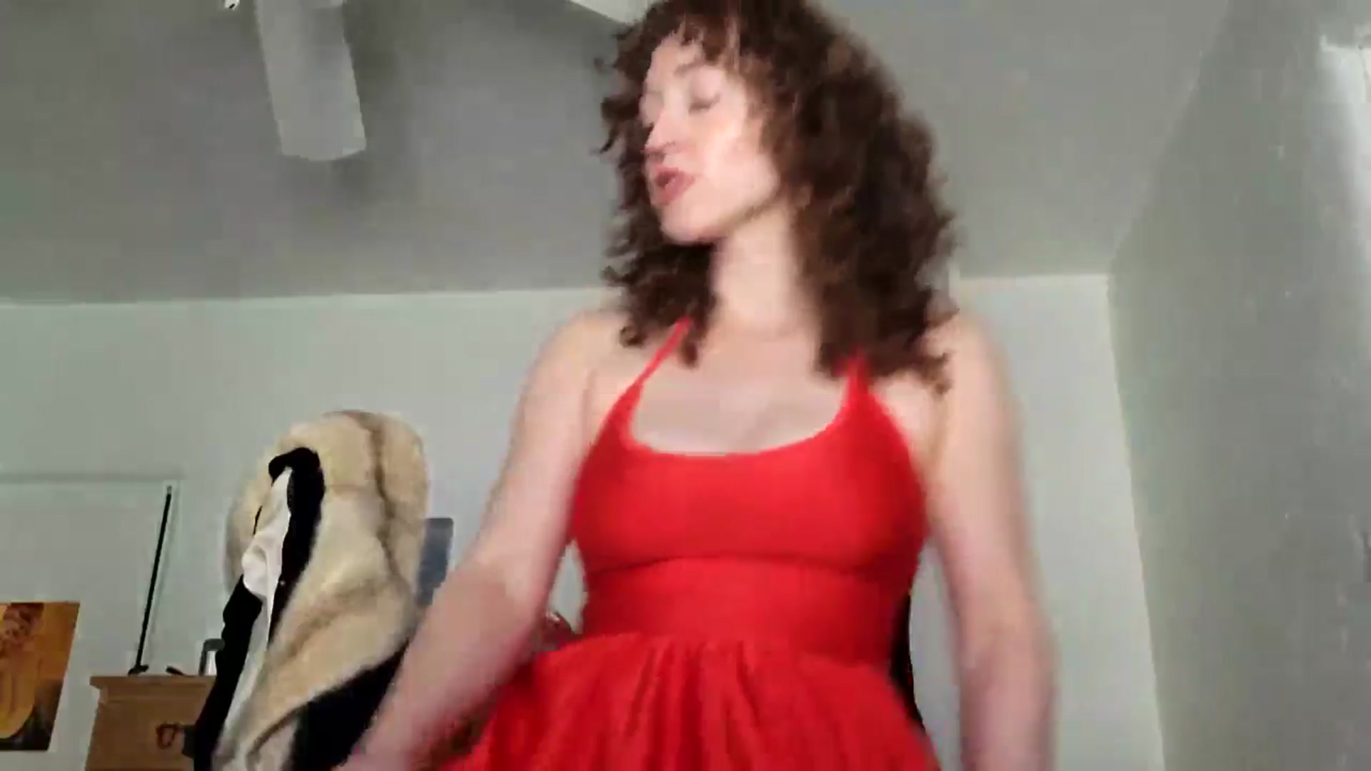 Gallery image thumbnail from TrollopTaylor's myfreecams stream on, 01/27/2025, 21:04 image 2 of 20