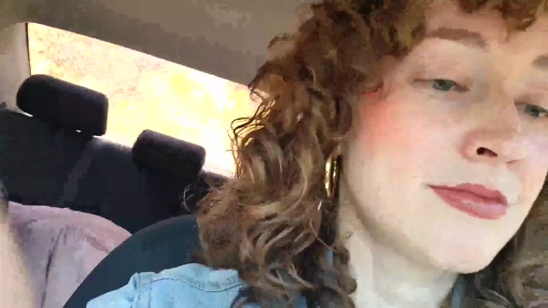 Gallery image thumbnail from TrollopTaylor's myfreecams stream on, 02/19/2025, 19:23 image 5 of 20