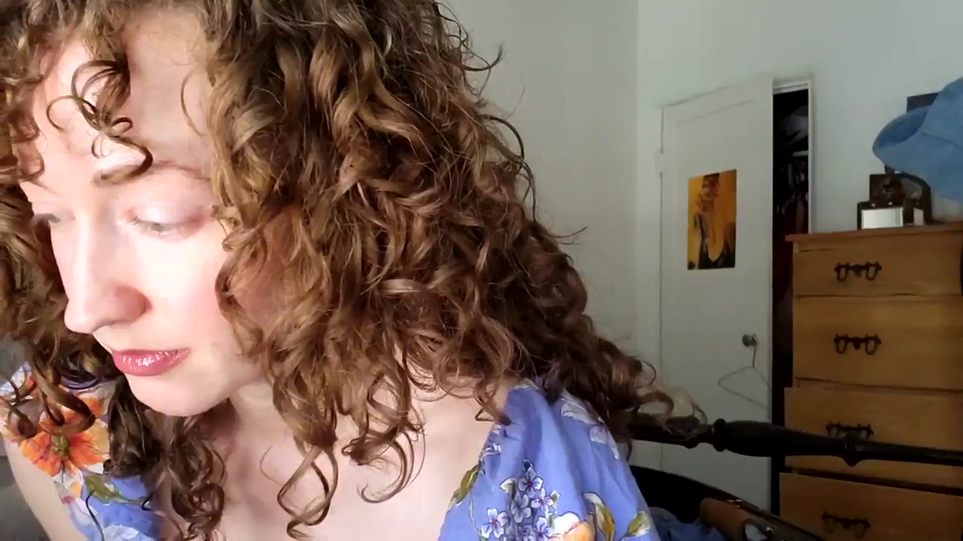 Gallery image thumbnail from TrollopTaylor's myfreecams stream on, 02/27/2025, 19:59 image 12 of 20