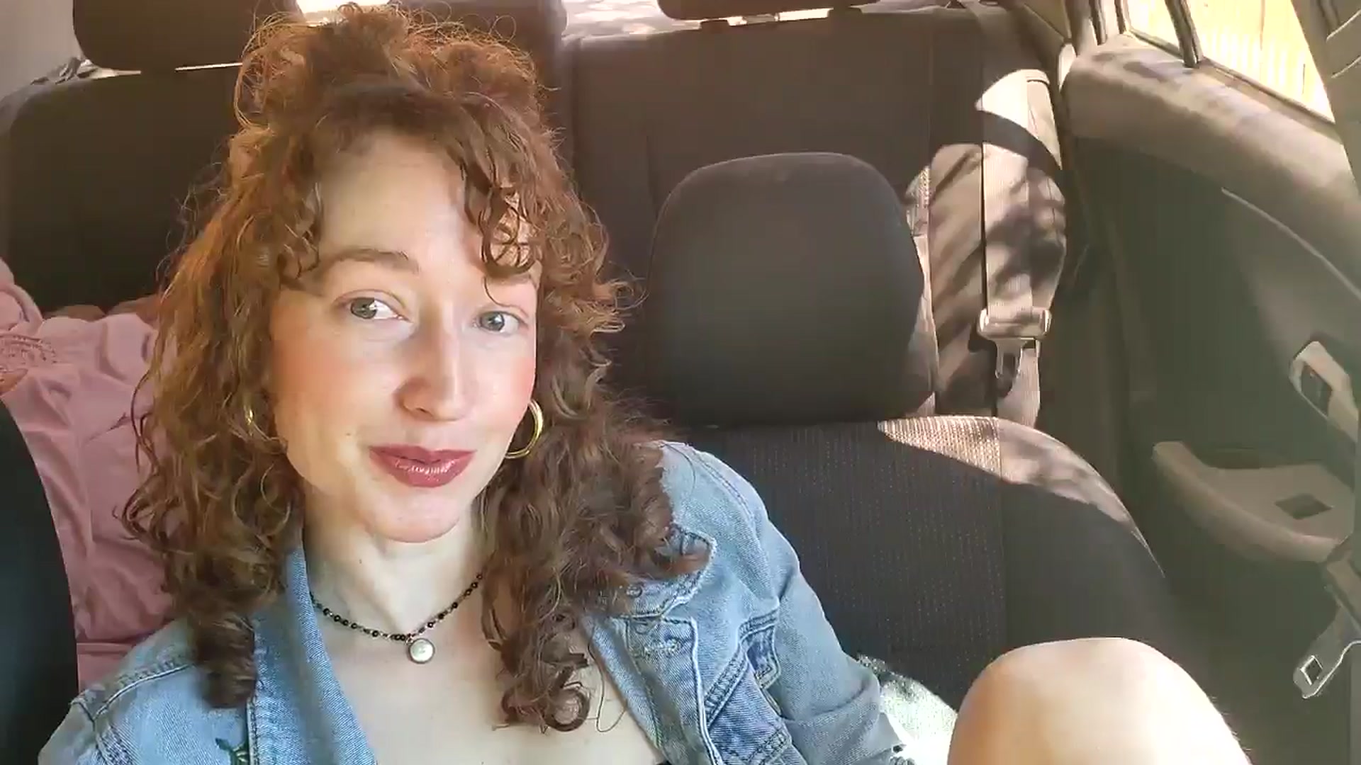 Gallery image thumbnail from TrollopTaylor's myfreecams stream on, 03/18/2025, 18:37 image 13 of 20
