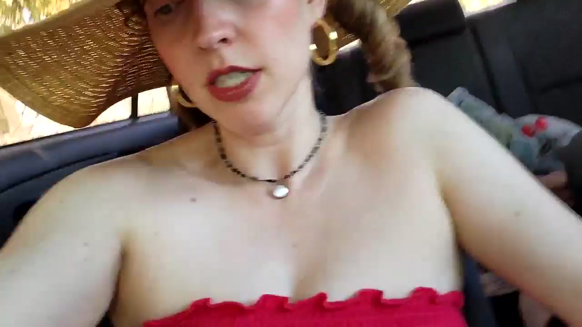 Gallery image thumbnail from TrollopTaylor's myfreecams stream on, 03/31/2025, 20:51 image 1 of 20