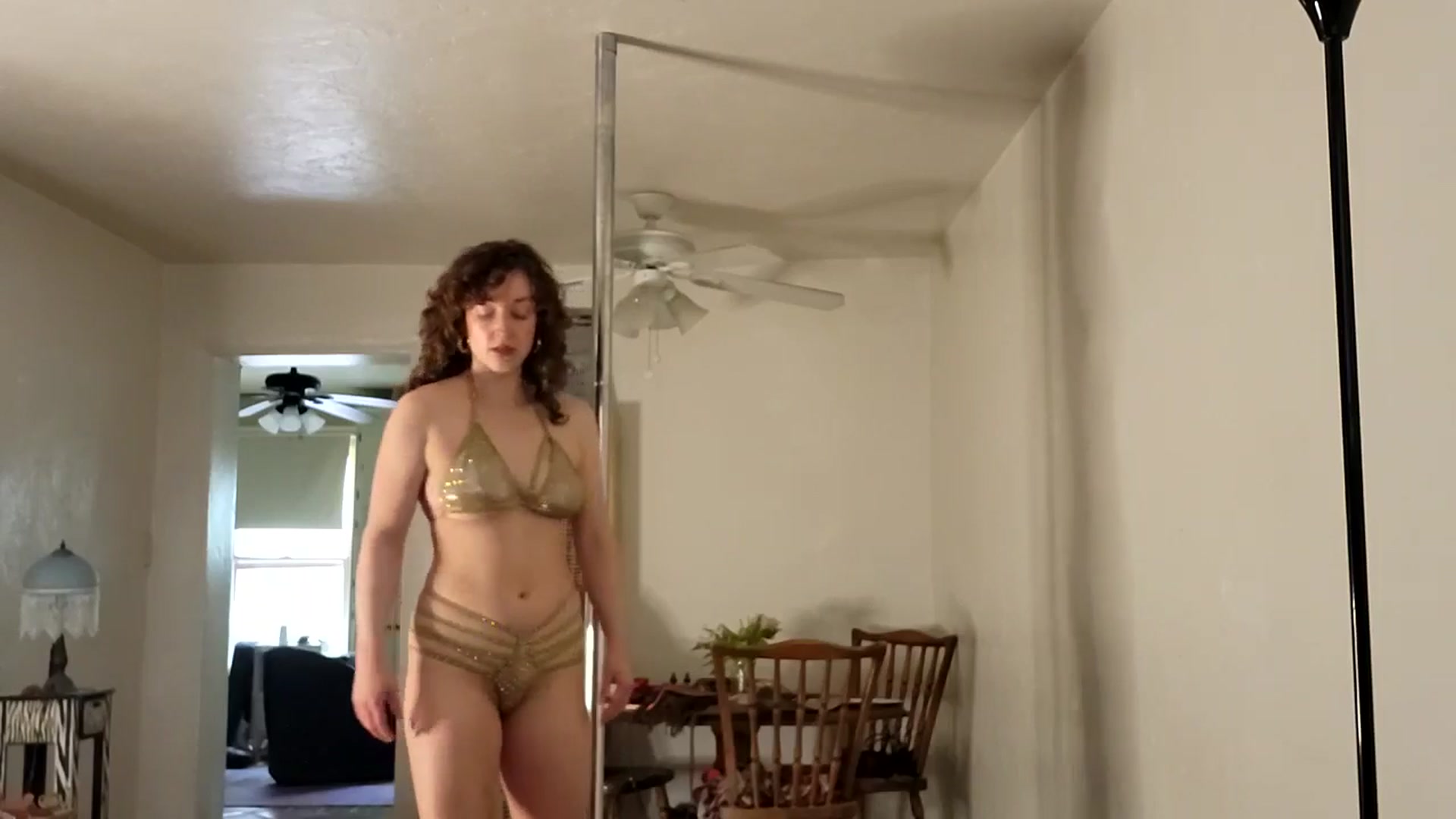 Gallery image thumbnail from TrollopTaylor's myfreecams stream on, 04/03/2025, 20:29 image 18 of 20