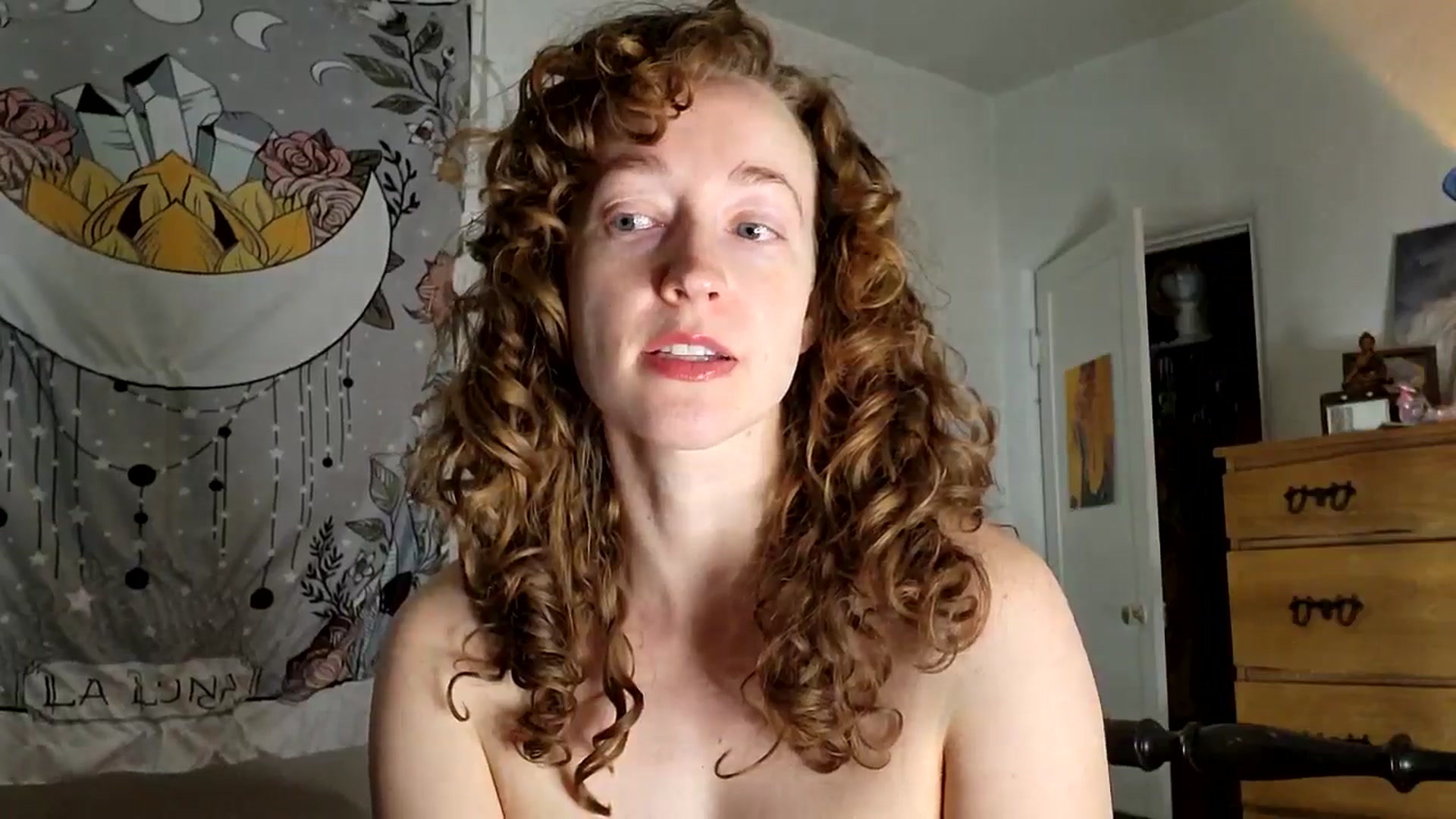 Gallery image thumbnail from TrollopTaylor's myfreecams stream on, 04/16/2025, 02:41 image 9 of 20