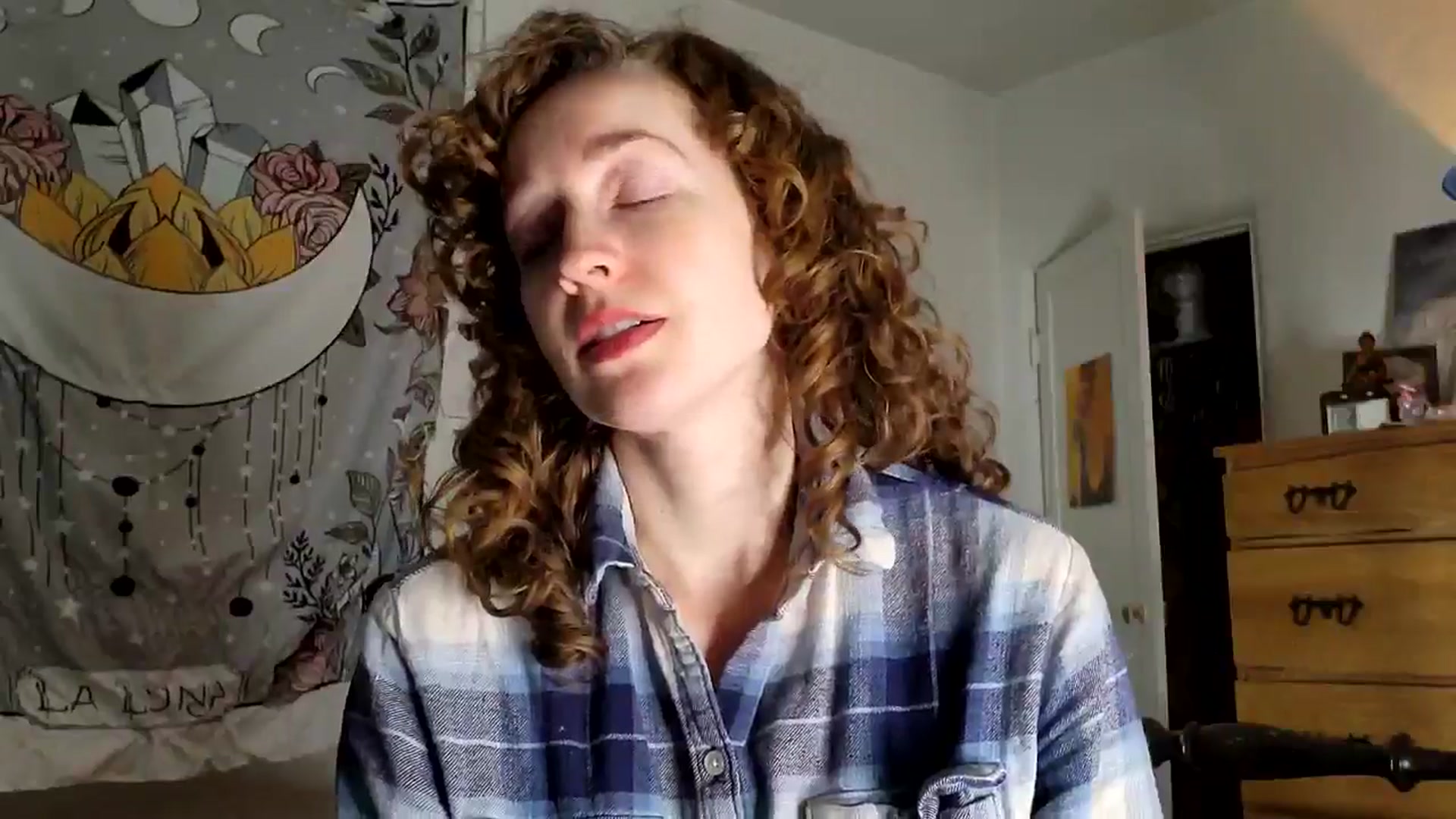 Gallery image thumbnail from TrollopTaylor's myfreecams stream on, 04/16/2025, 02:41 image 11 of 20