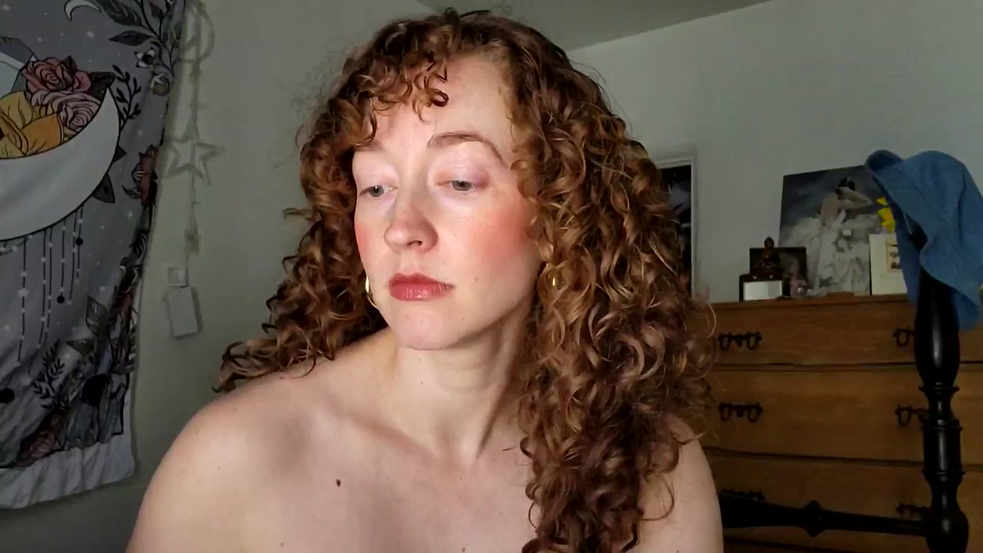 Gallery image thumbnail from TrollopTaylor's myfreecams stream on, 04/16/2025, 18:31 image 16 of 20