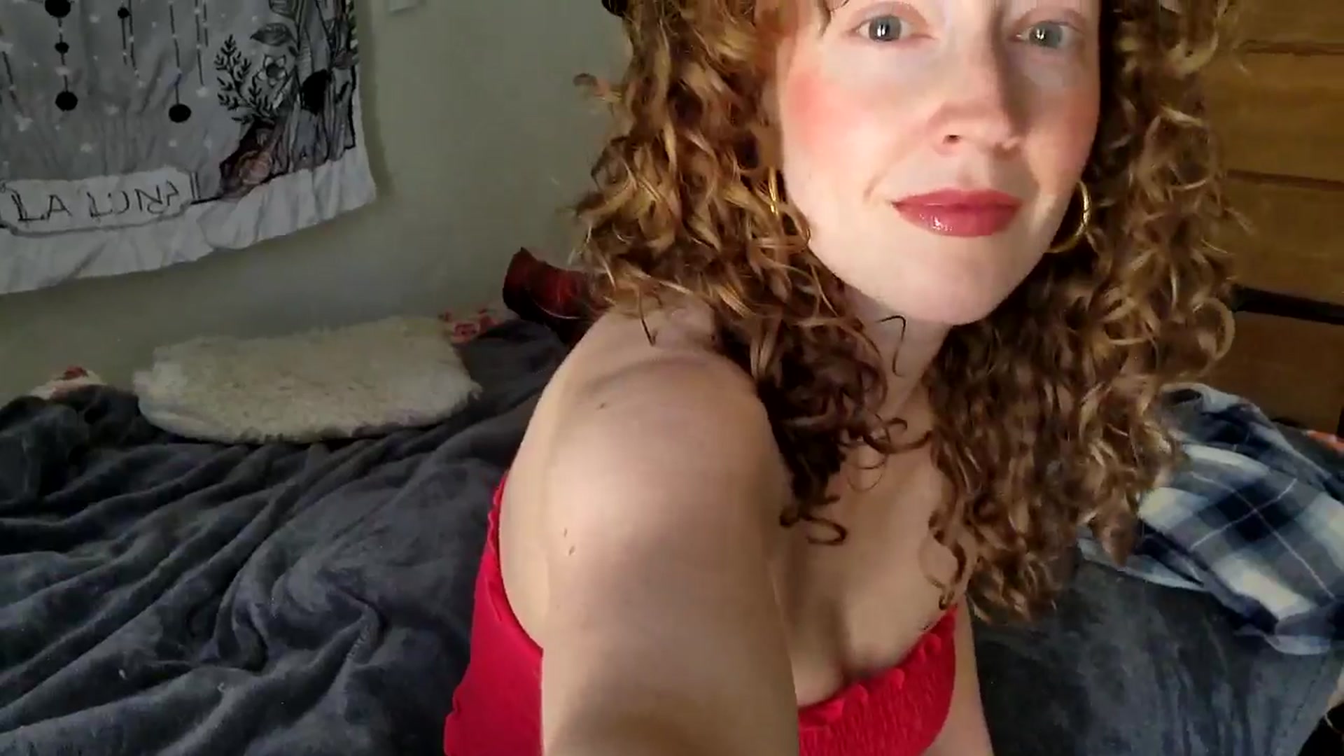 Gallery image thumbnail from TrollopTaylor's myfreecams stream on, 04/16/2025, 18:31 image 7 of 20