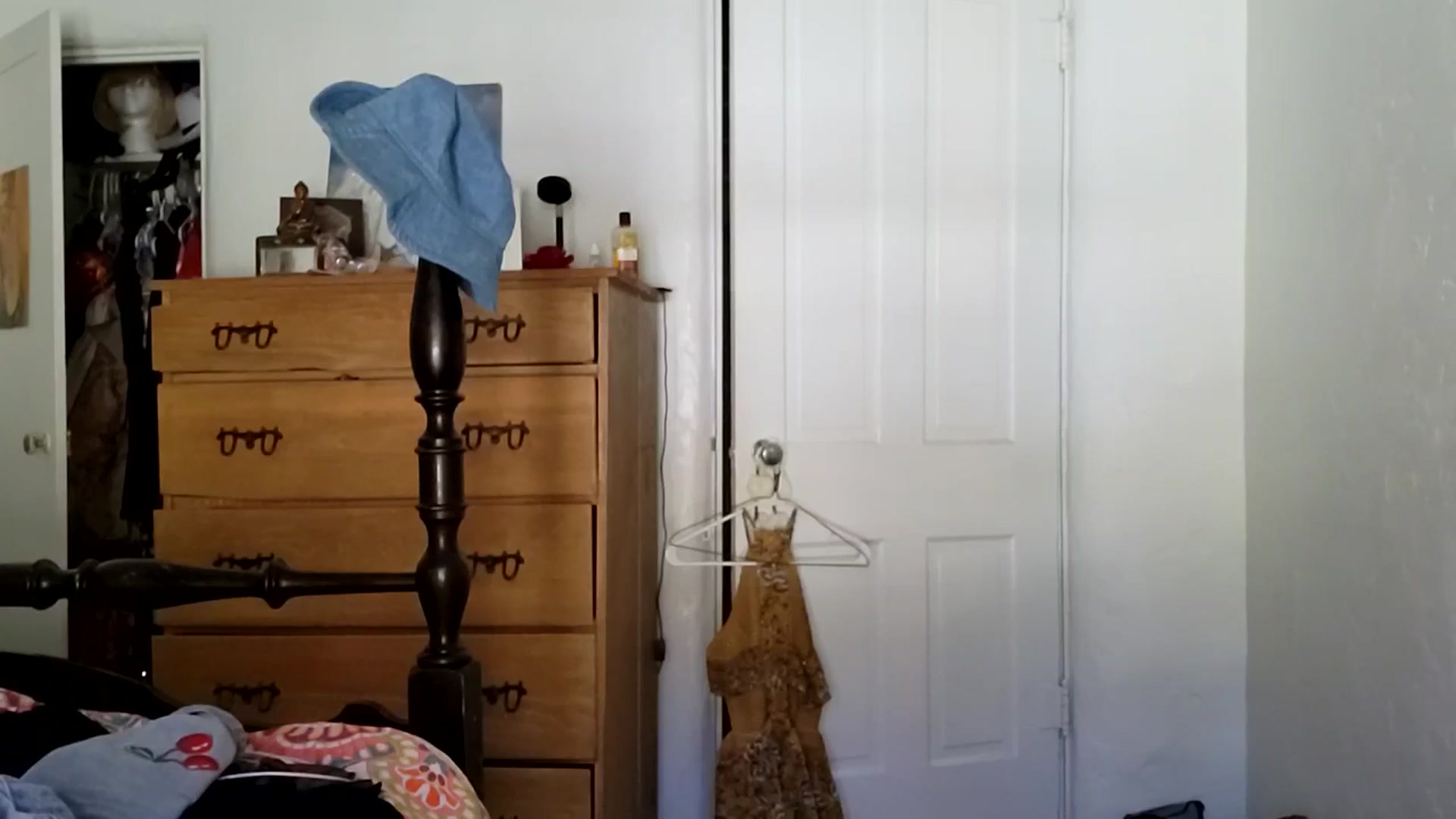 Gallery image thumbnail from TrollopTaylor's myfreecams stream on, 04/18/2025, 21:16 image 20 of 20