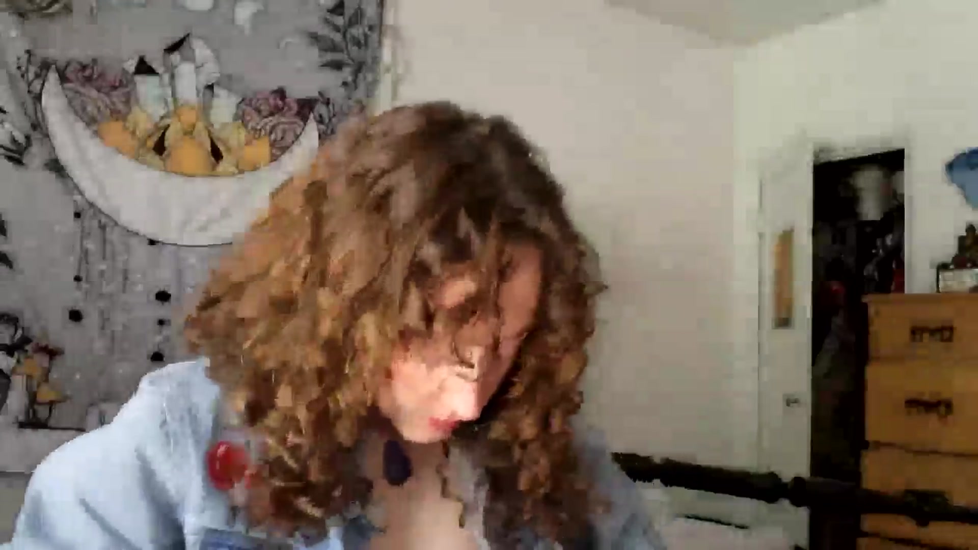 Gallery image thumbnail from TrollopTaylor's myfreecams stream on, 04/21/2025, 19:39 image 4 of 20
