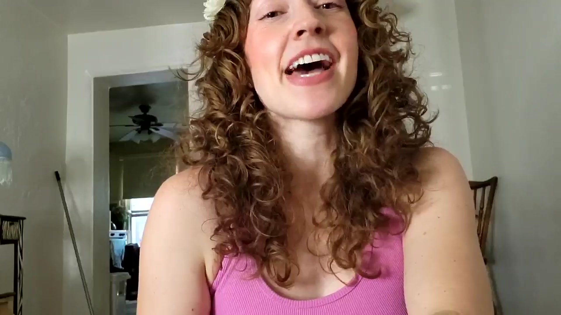 Gallery image thumbnail from TrollopTaylor's myfreecams stream on, 04/25/2025, 23:27 image 8 of 20