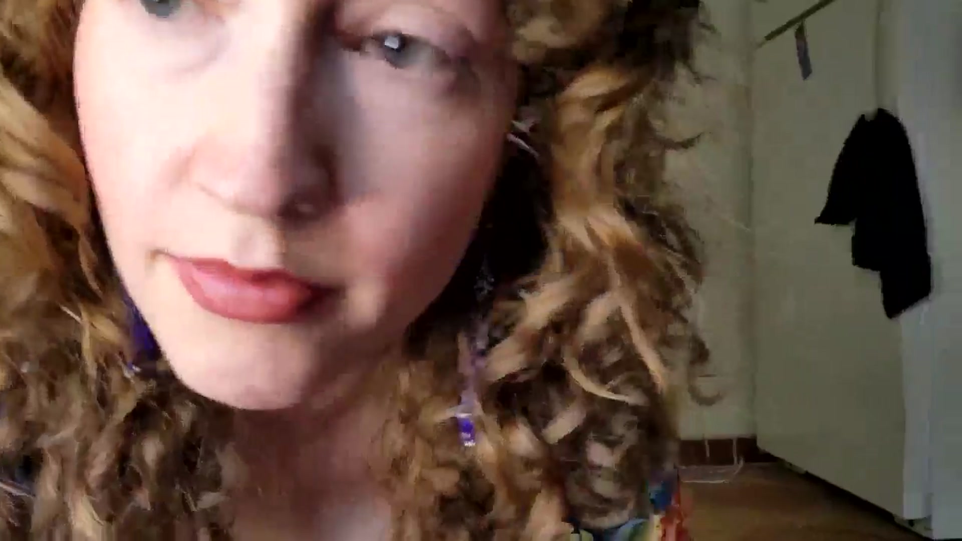 Gallery image thumbnail from TrollopTaylor's myfreecams stream on, 05/01/2025, 24:49 image 5 of 20