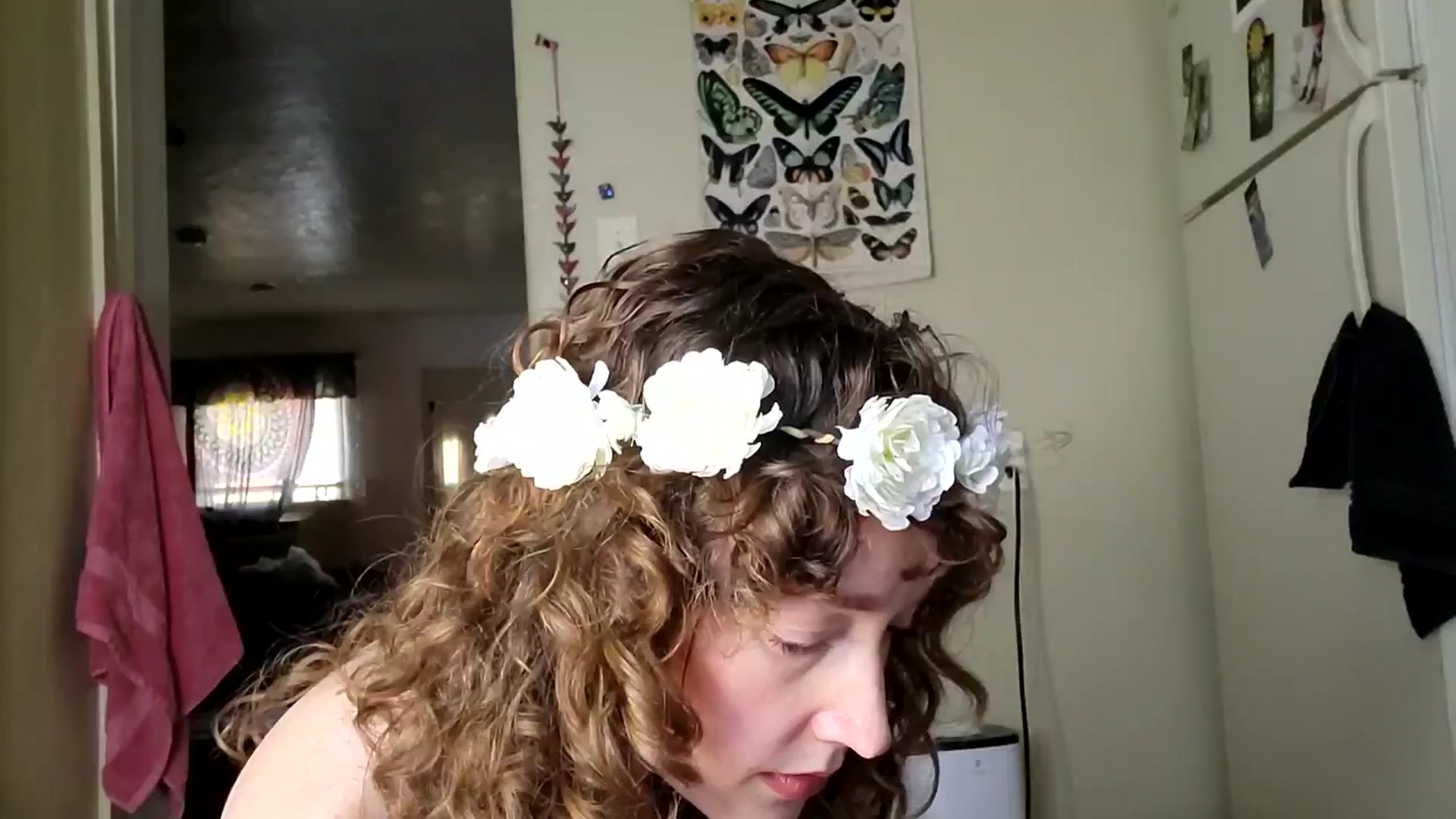 Gallery image thumbnail from TrollopTaylor's myfreecams stream on, 05/01/2025, 24:49 image 13 of 20