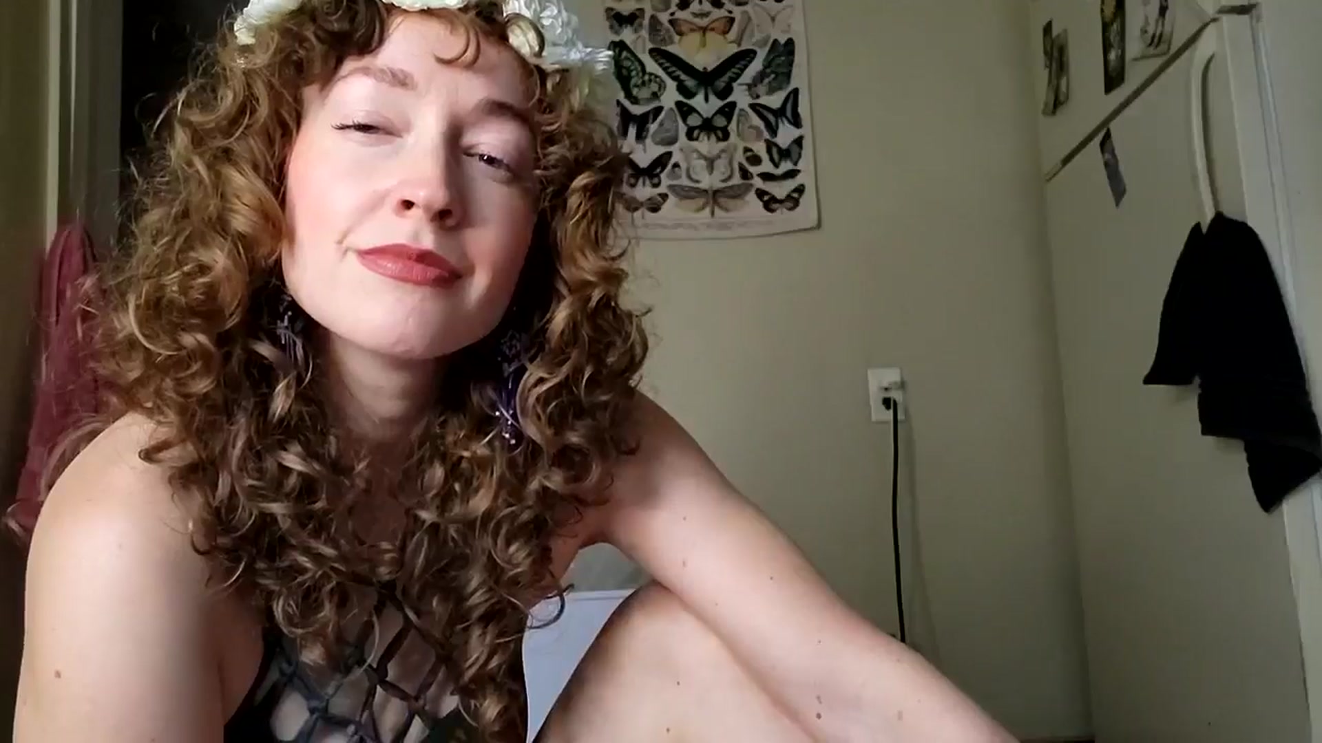Gallery image thumbnail from TrollopTaylor's myfreecams stream on, 05/01/2025, 24:49 image 16 of 20