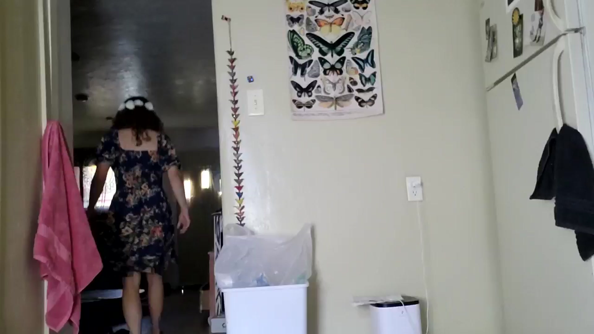 Gallery image thumbnail from TrollopTaylor's myfreecams stream on, 05/01/2025, 24:49 image 13 of 20
