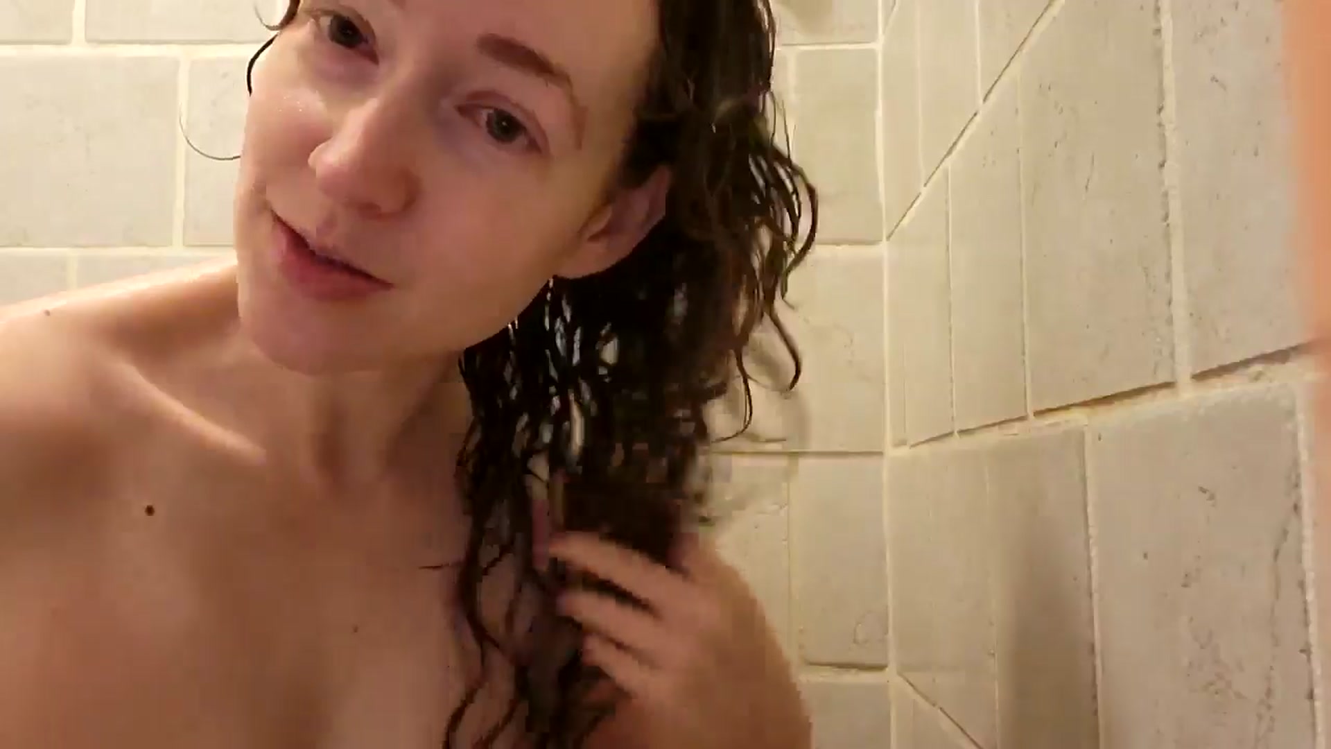 Gallery image thumbnail from TrollopTaylor's myfreecams stream on, 05/07/2025, 17:31 image 7 of 20