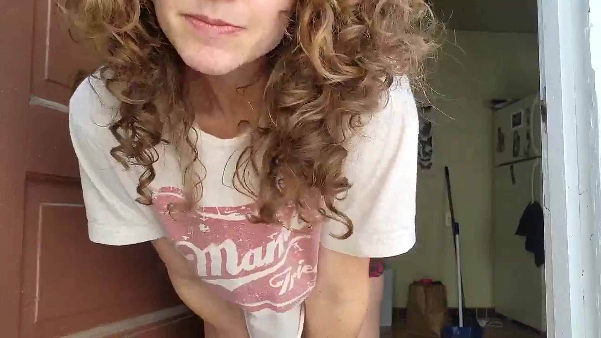 Gallery image thumbnail from TrollopTaylor's myfreecams stream on, 05/19/2025, 19:17 image 5 of 20
