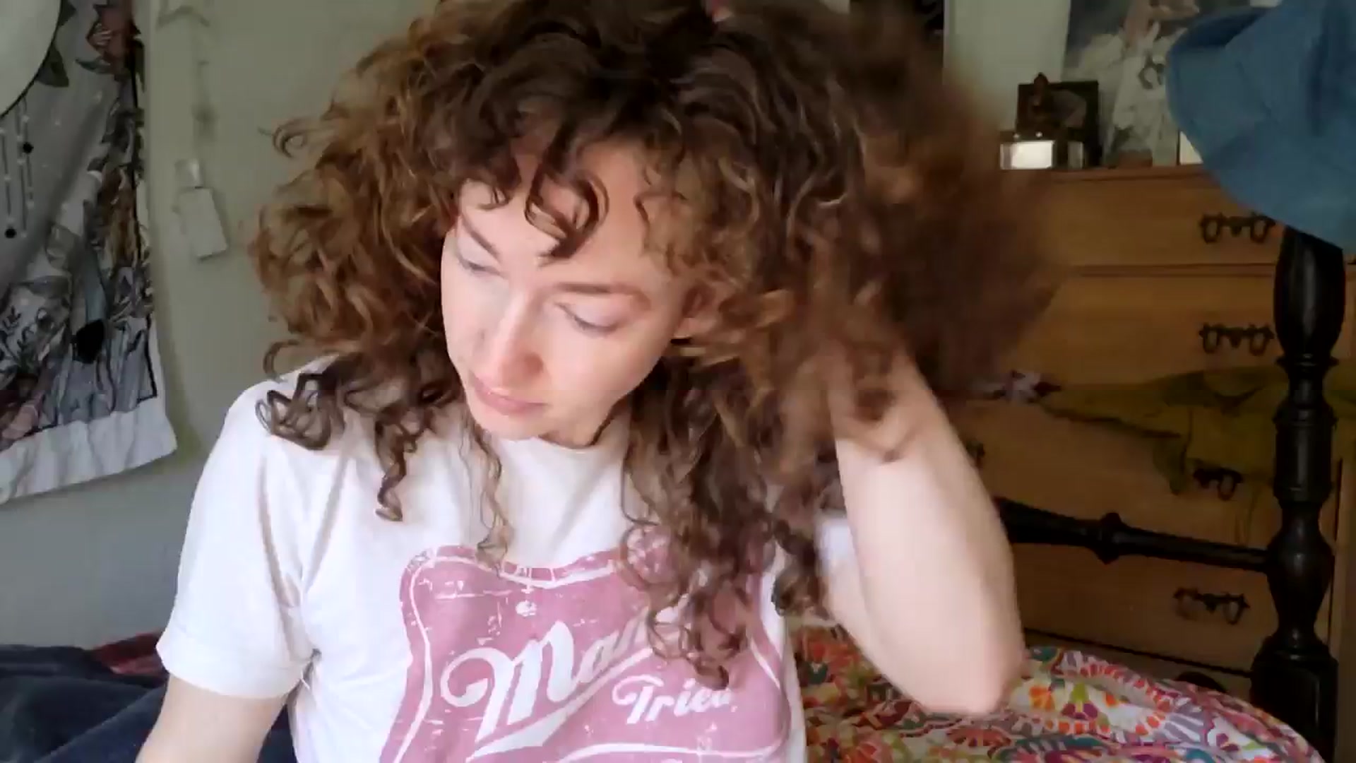 Gallery image thumbnail from TrollopTaylor's myfreecams stream on, 05/19/2025, 19:17 image 1 of 20