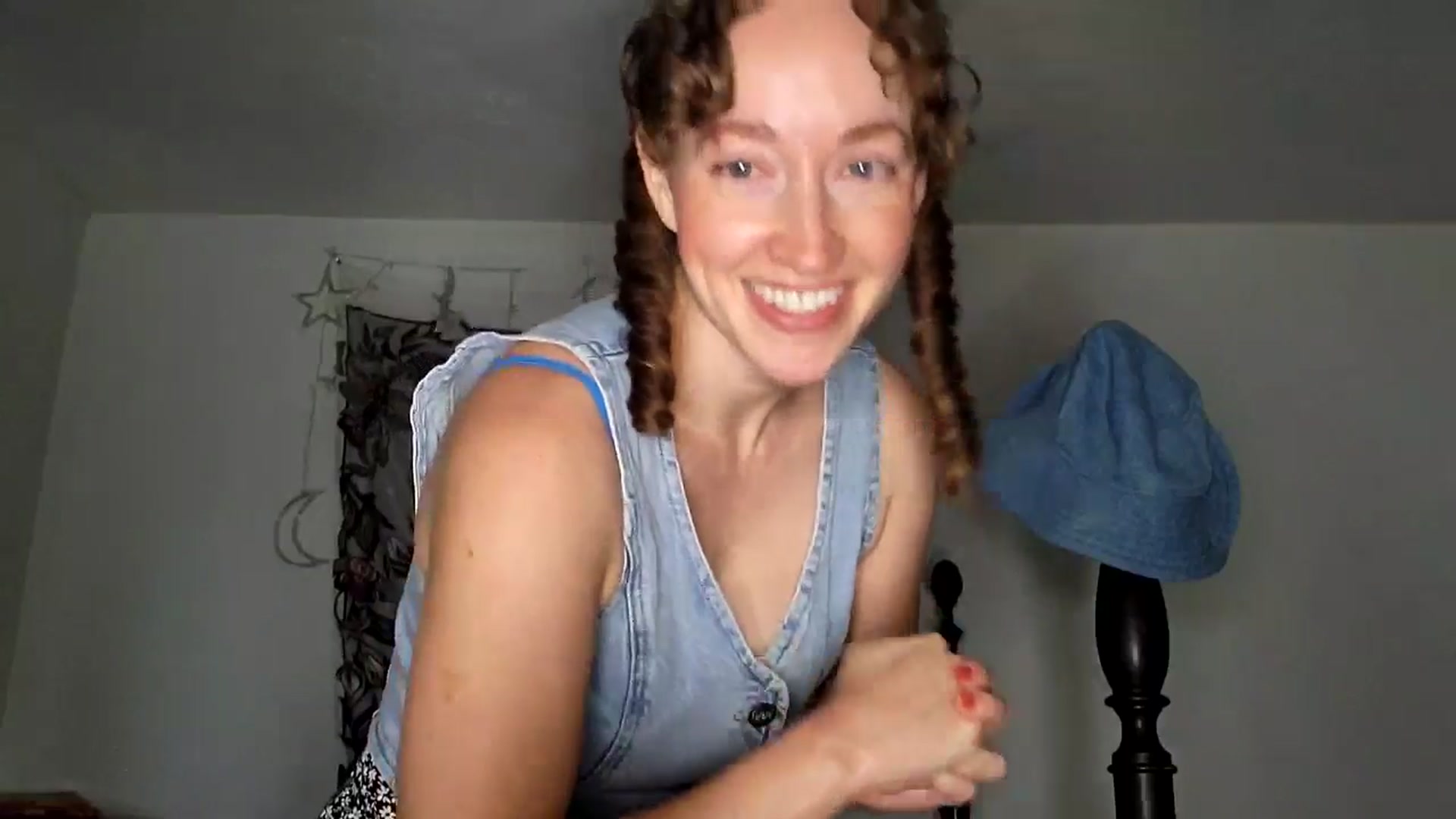 Gallery image thumbnail from TrollopTaylor's myfreecams stream on, 06/18/2025, 01:58 image 19 of 20