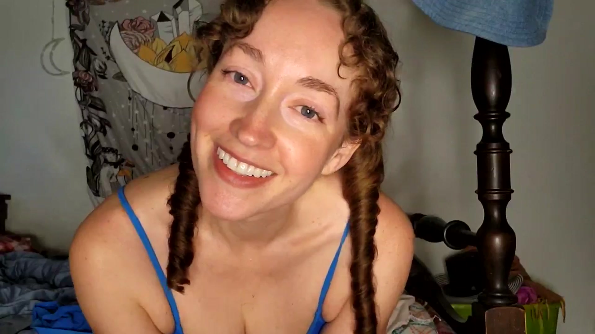 Gallery image thumbnail from TrollopTaylor's myfreecams stream on, 06/18/2025, 01:58 image 8 of 20