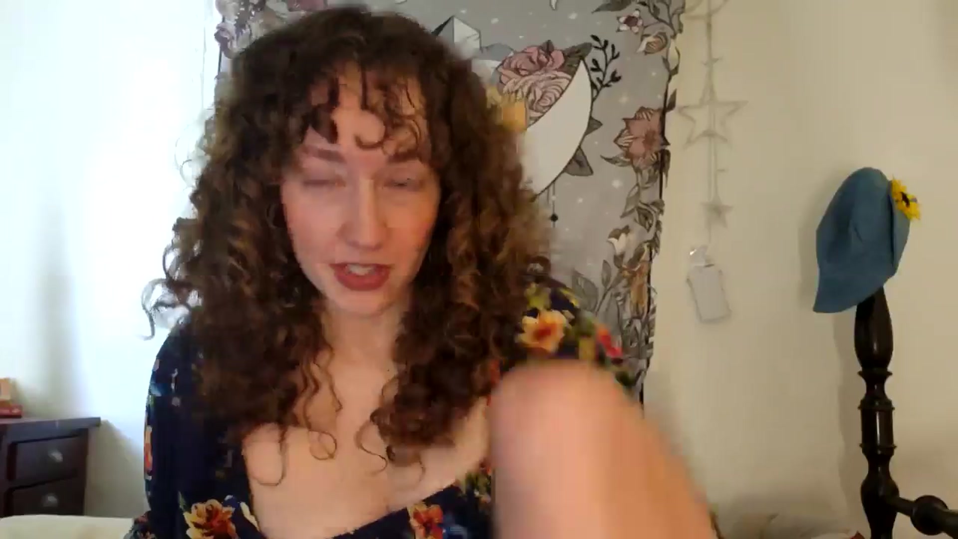 Gallery image thumbnail from TrollopTaylor's myfreecams stream on, 07/11/2025, 20:10 image 10 of 20