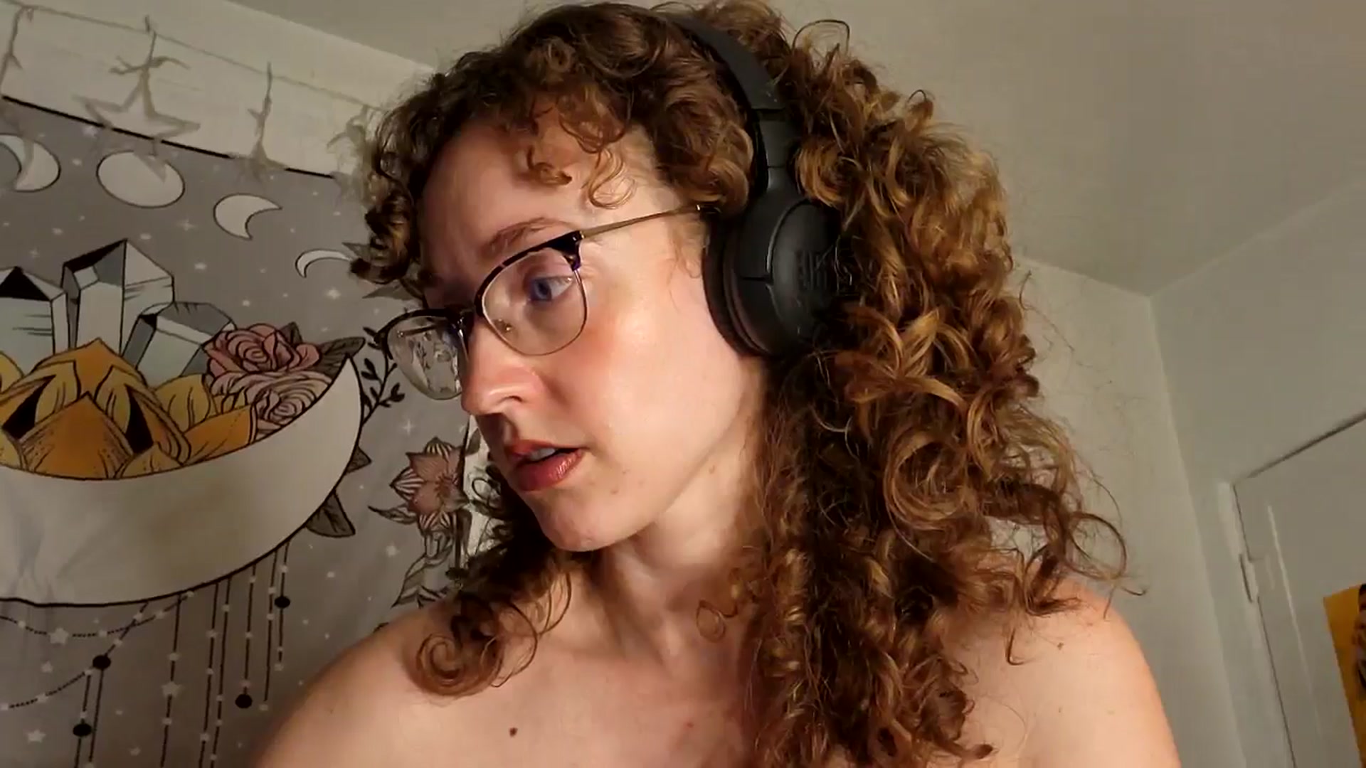 Gallery image thumbnail from TrollopTaylor's myfreecams stream on, 07/29/2025, 02:50 image 19 of 20