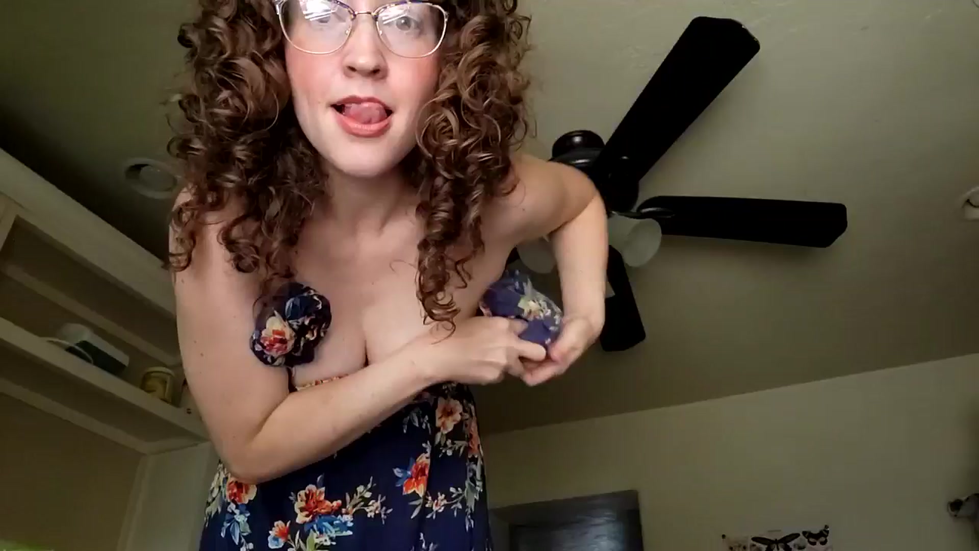 Gallery image thumbnail from TrollopTaylor's myfreecams stream on, 08/08/2025, 20:43 image 12 of 20