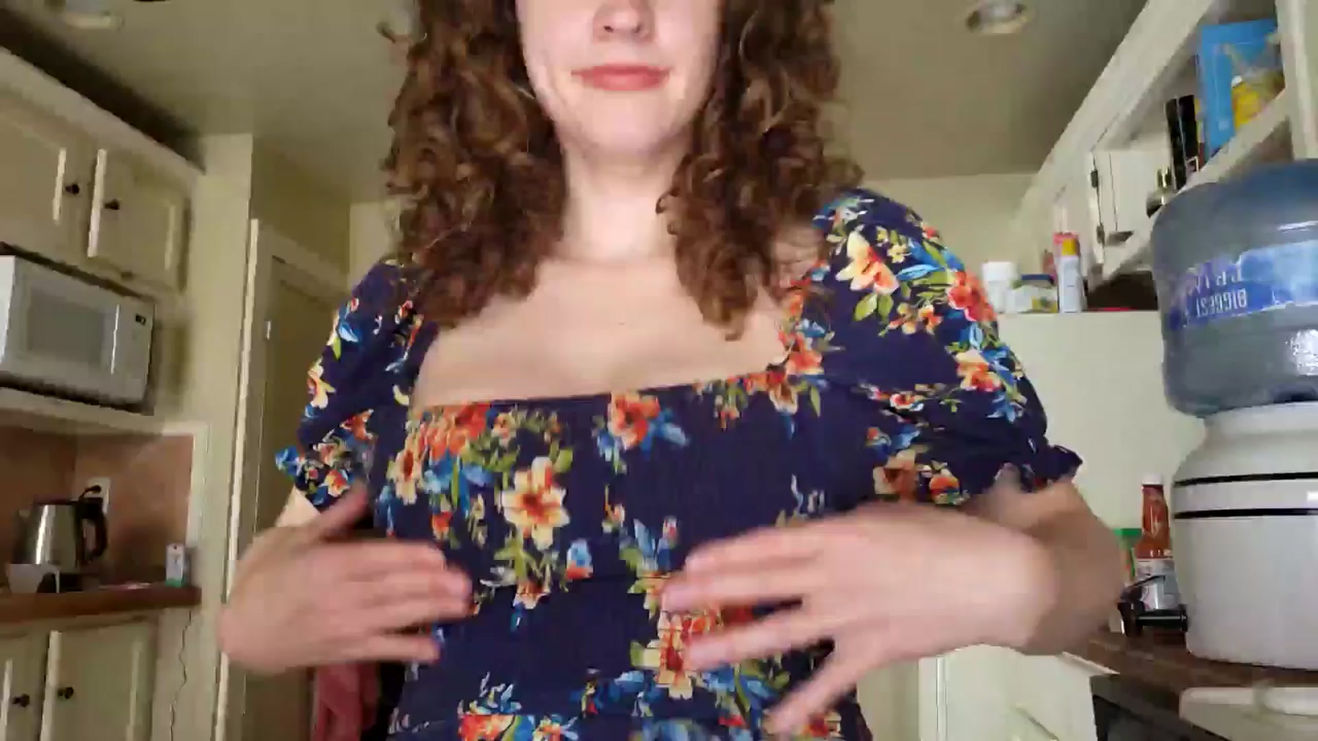 Gallery image thumbnail from TrollopTaylor's myfreecams stream on, 10/05/2025, 20:03 image 20 of 20