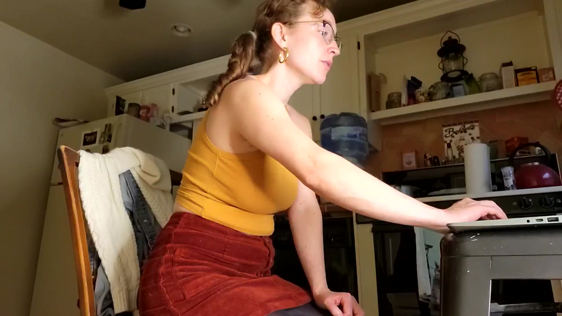 Gallery image thumbnail from TrollopTaylor's myfreecams stream on, 10/13/2025, 24:20 image 5 of 20