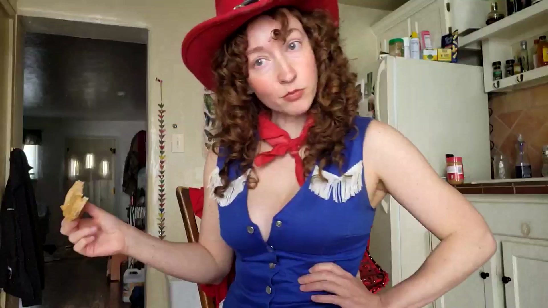 Gallery image thumbnail from TrollopTaylor's myfreecams stream on, 10/31/2025, 18:30 image 14 of 20