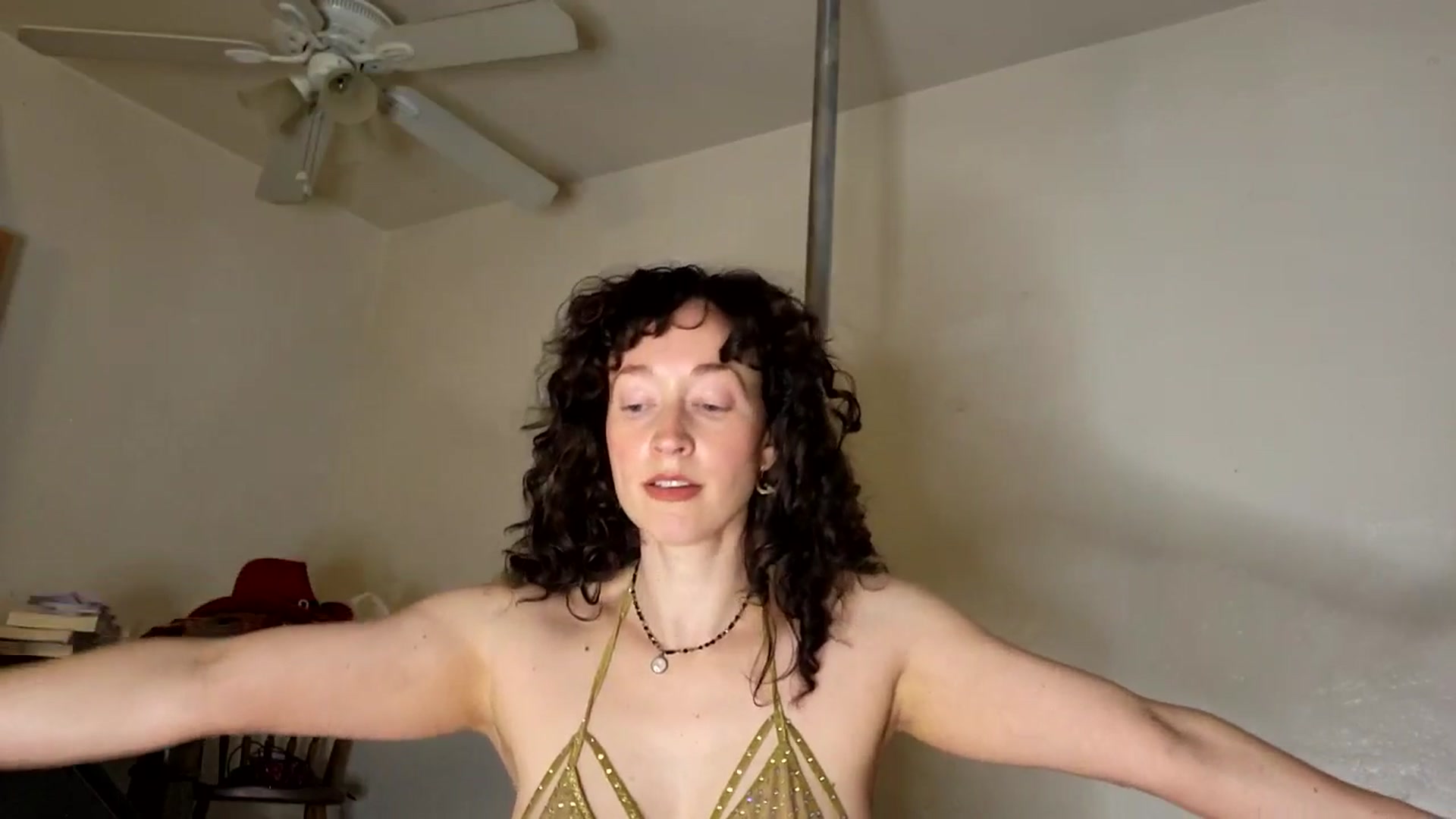 Gallery image thumbnail from TrollopTaylor's myfreecams stream on, 11/22/2025, 21:02 image 10 of 20