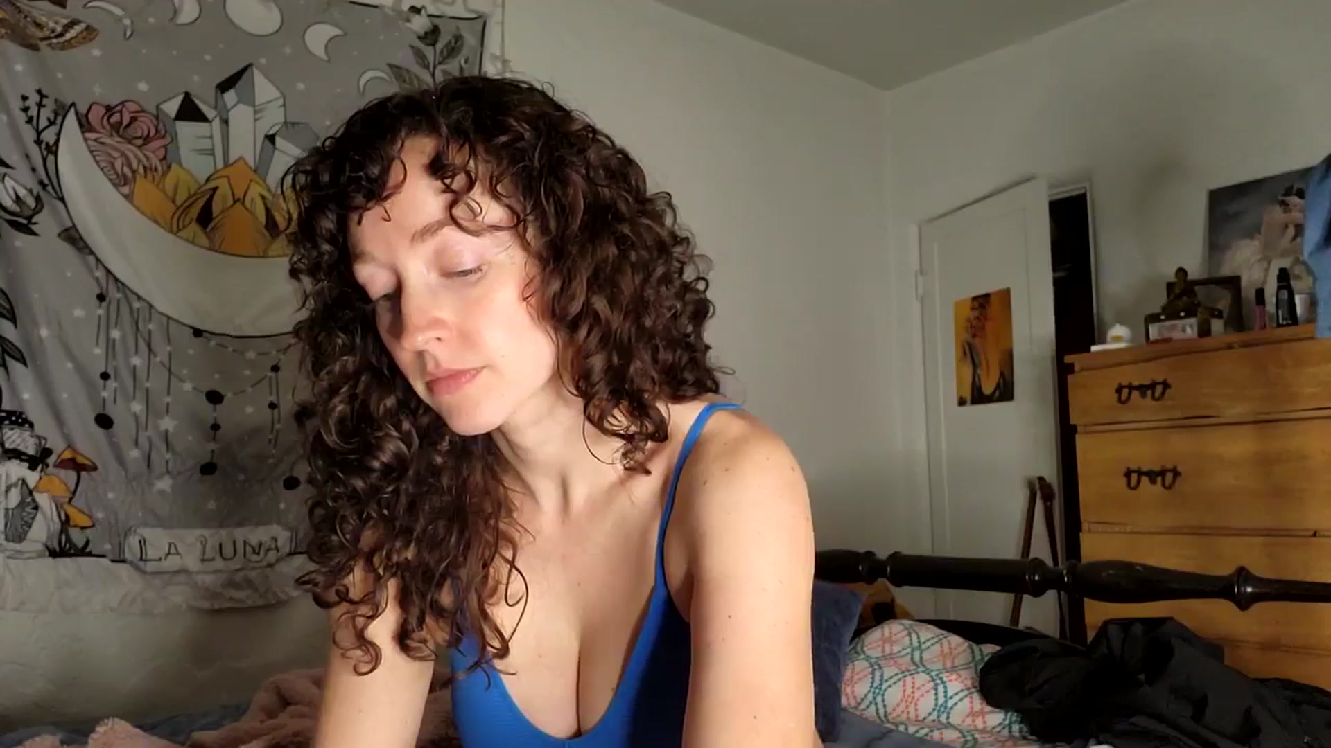 Gallery image thumbnail from TrollopTaylor's myfreecams stream on, 11/27/2025, 02:55 image 11 of 20