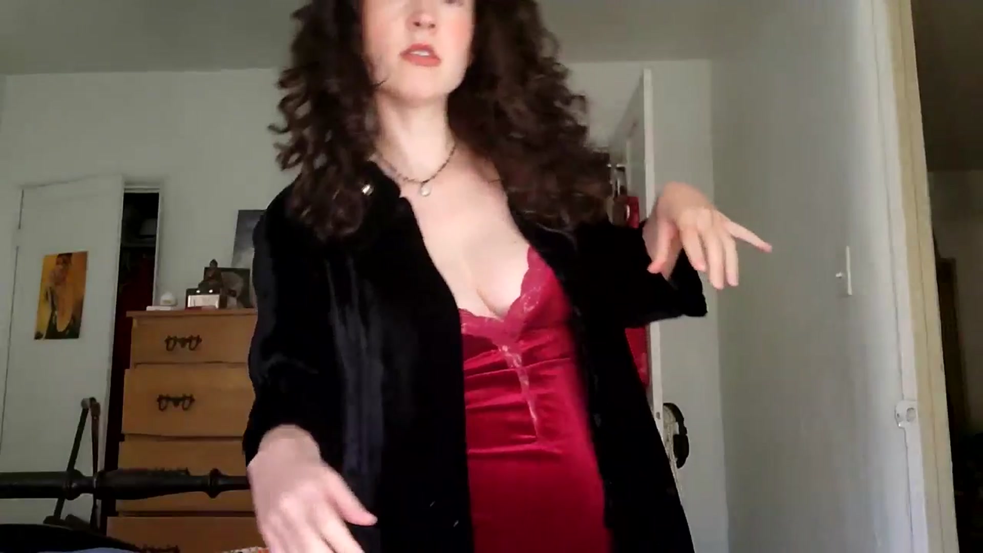 Gallery image thumbnail from TrollopTaylor's myfreecams stream on, 12/16/2025, 17:58 image 8 of 20
