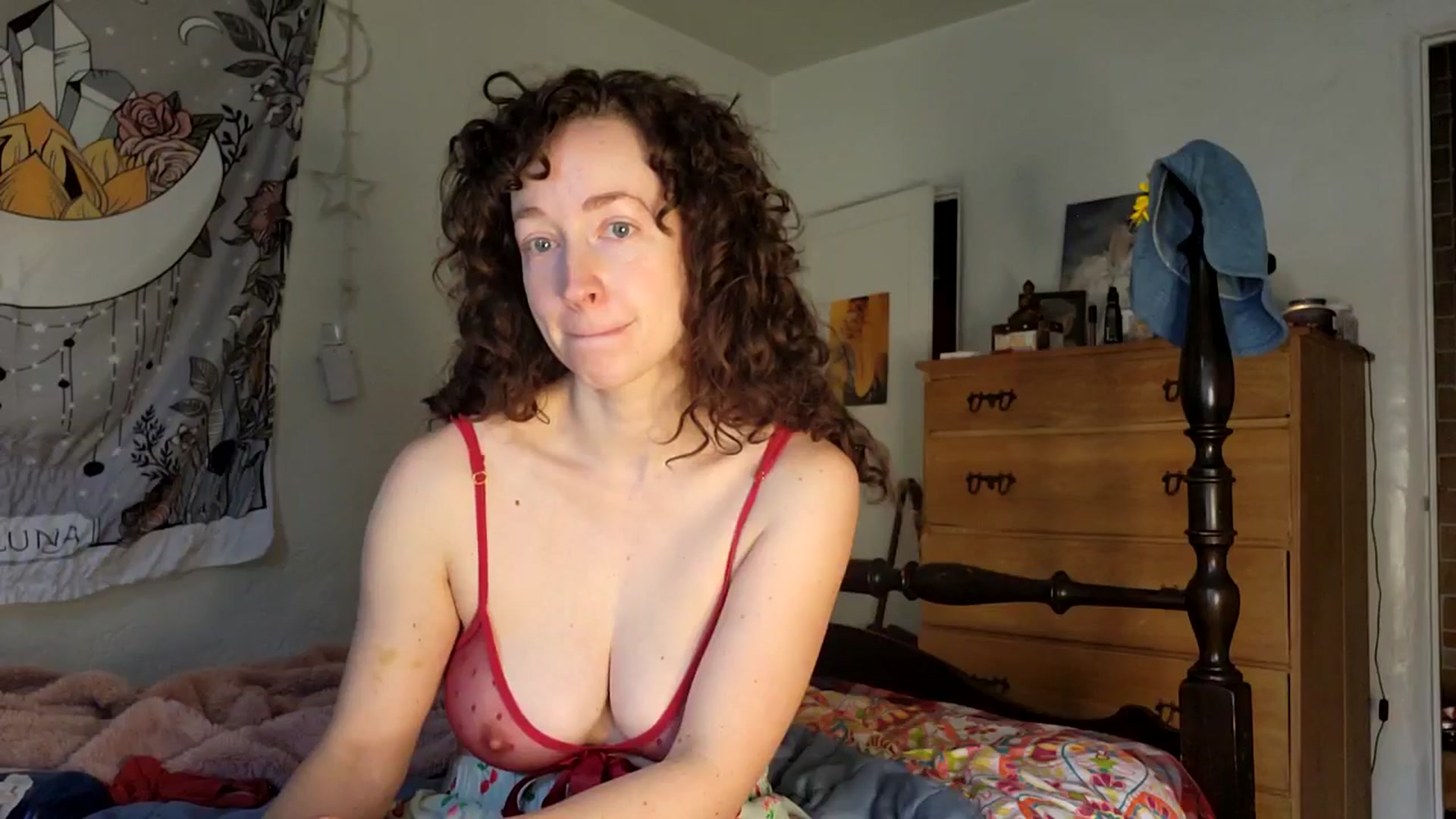 Gallery image thumbnail from TrollopTaylor's myfreecams stream on, 12/27/2025, 20:03 image 19 of 20