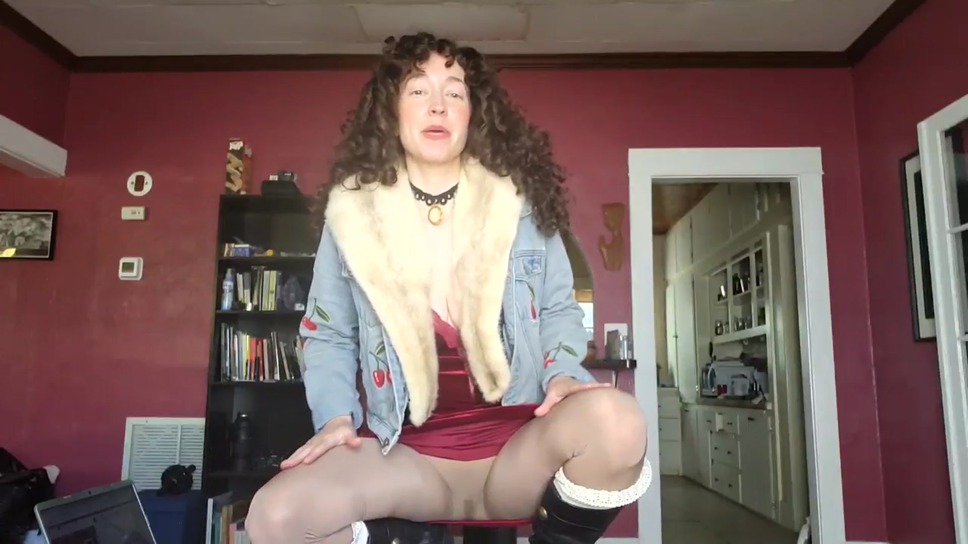 Gallery image thumbnail from TrollopTaylor's myfreecams stream on, 01/02/2026, 20:33 image 11 of 20