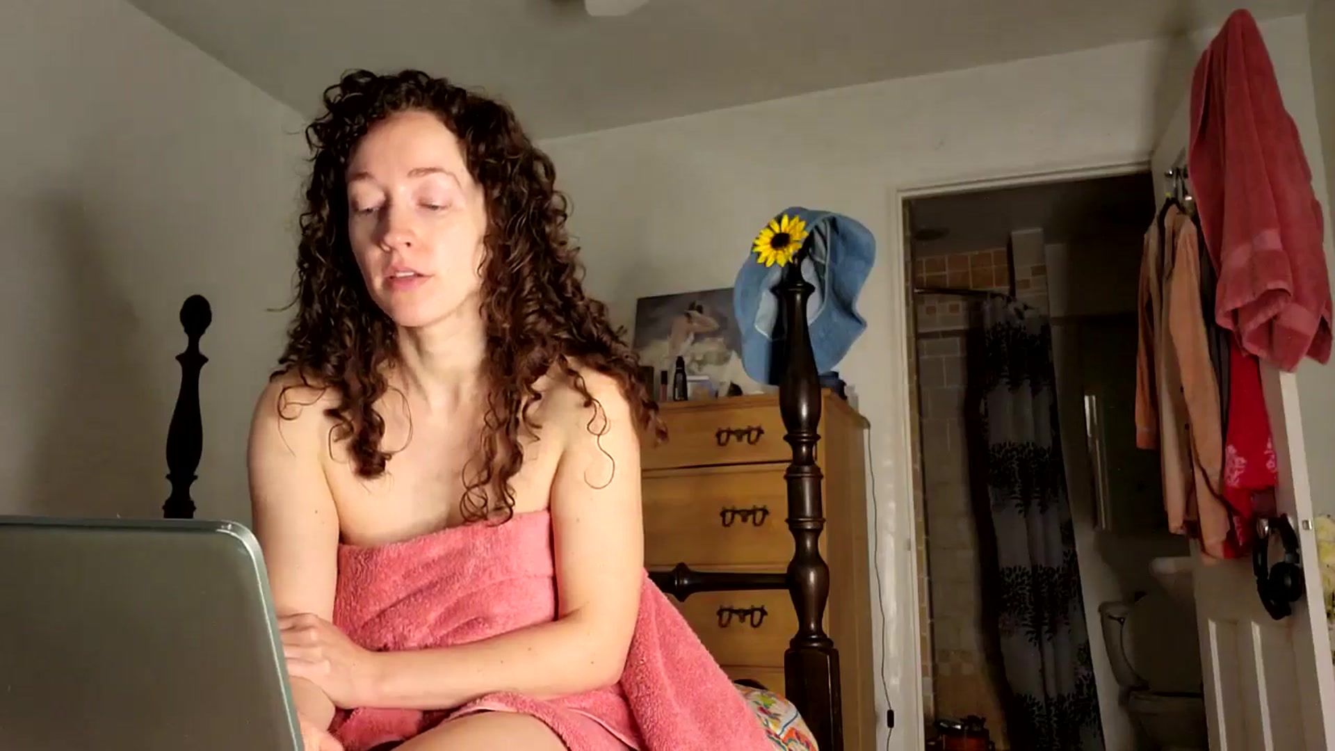 Gallery image thumbnail from TrollopTaylor's myfreecams stream on, 01/05/2026, 20:13 image 15 of 20