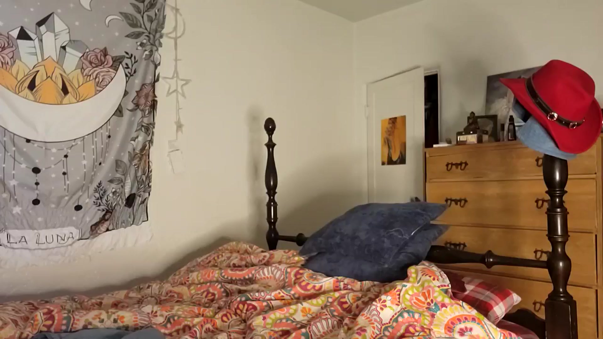 Gallery image thumbnail from TrollopTaylor's myfreecams stream on, 02/06/2026, 18:42 image 17 of 20