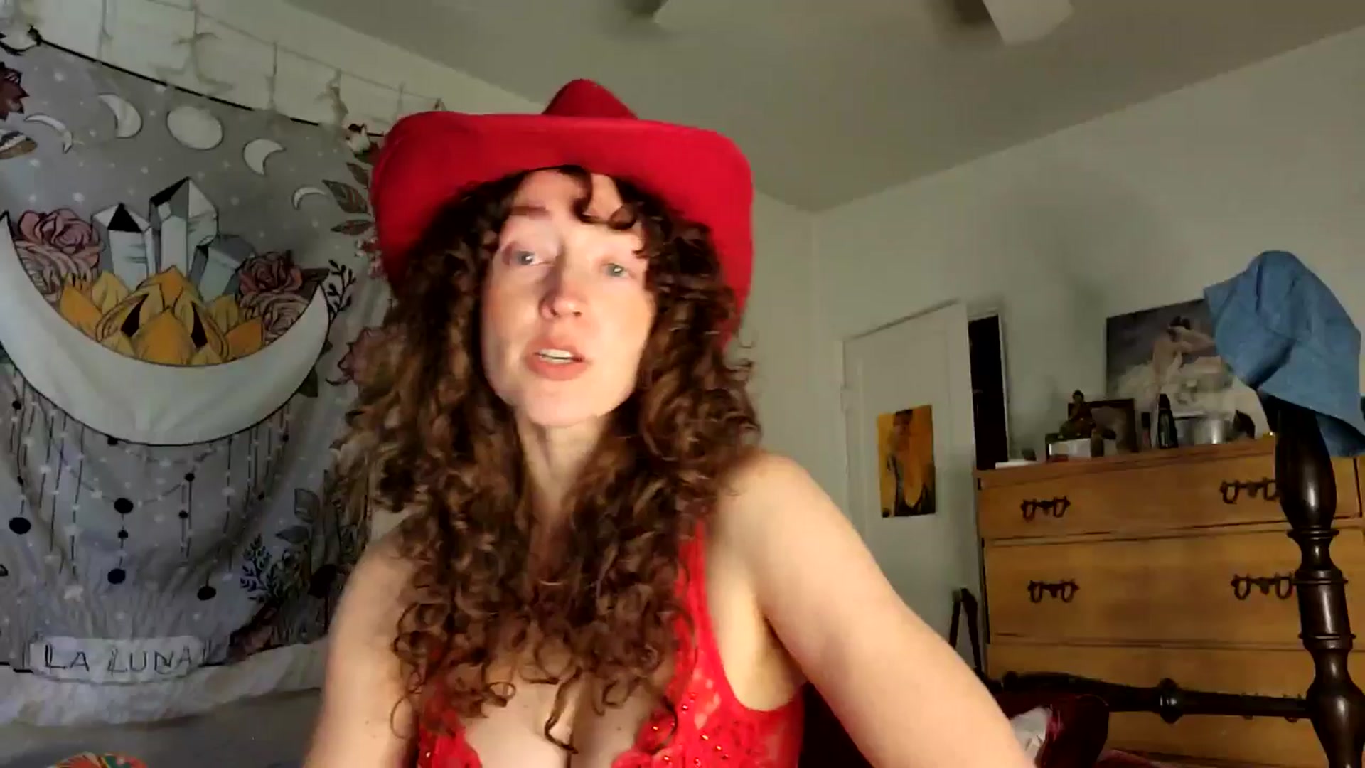 Gallery image thumbnail from TrollopTaylor's myfreecams stream on, 02/14/2026, 19:59 image 18 of 20