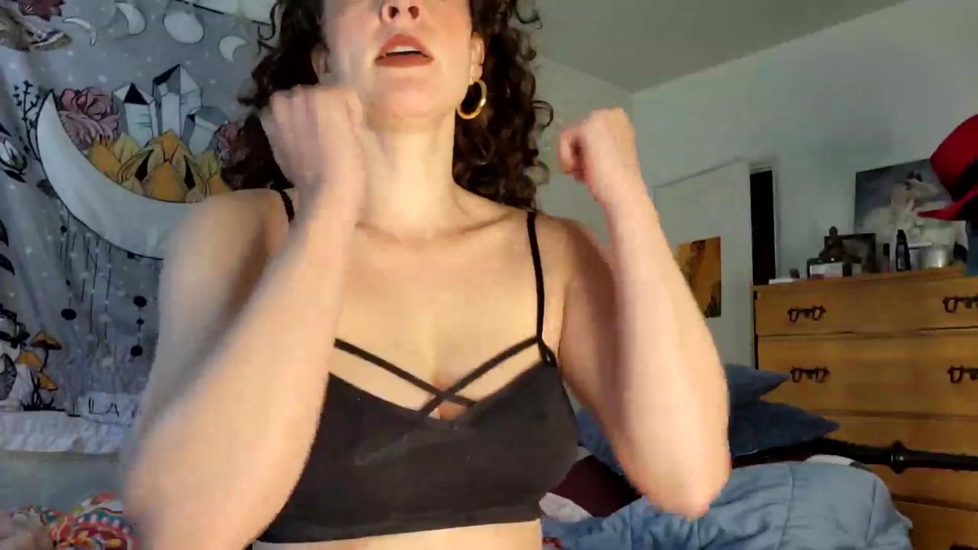Gallery image thumbnail from TrollopTaylor's myfreecams stream on, 02/16/2026, 18:23 image 17 of 20