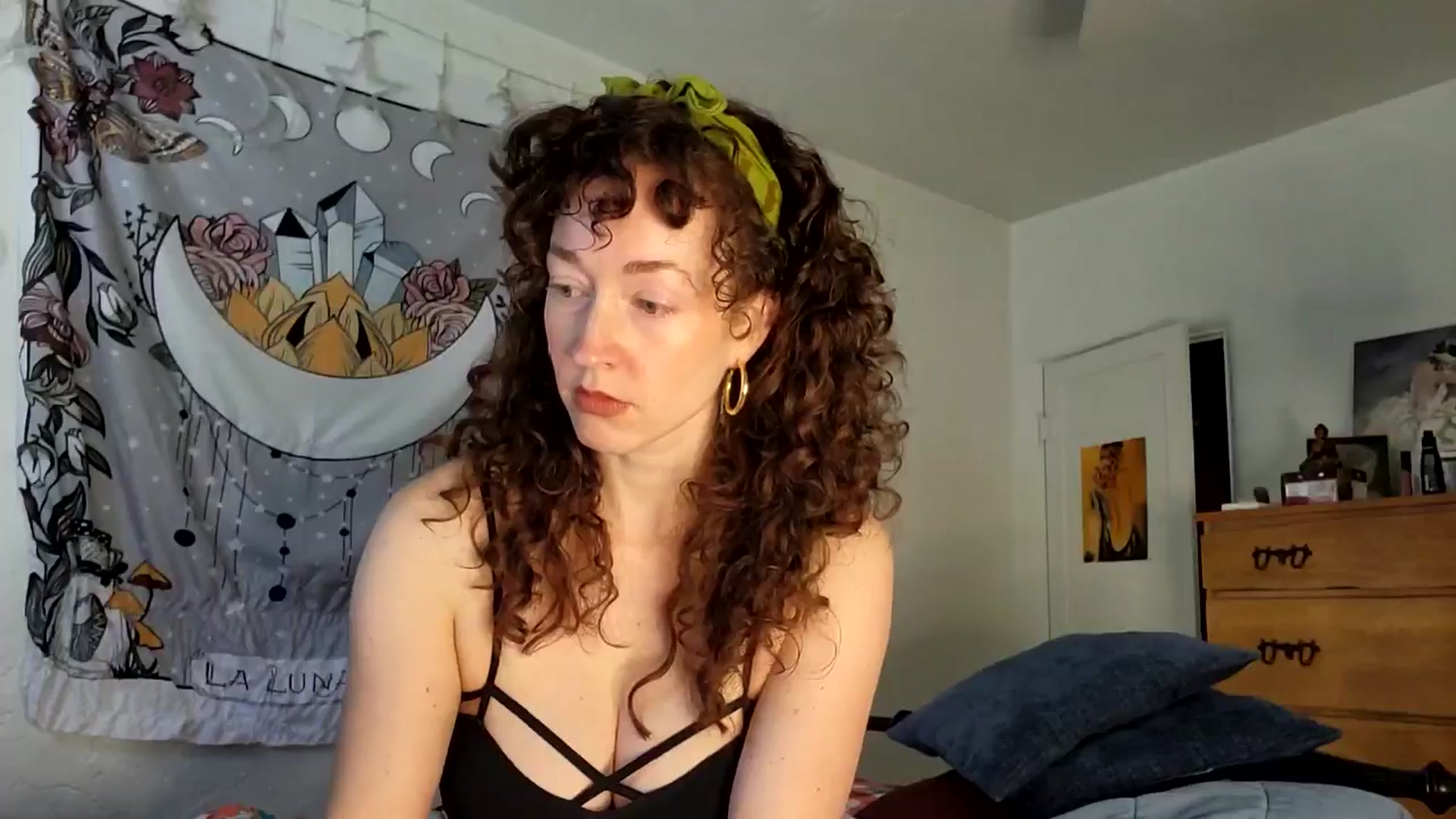 Gallery image thumbnail from TrollopTaylor's myfreecams stream on, 02/16/2026, 18:23 image 12 of 20