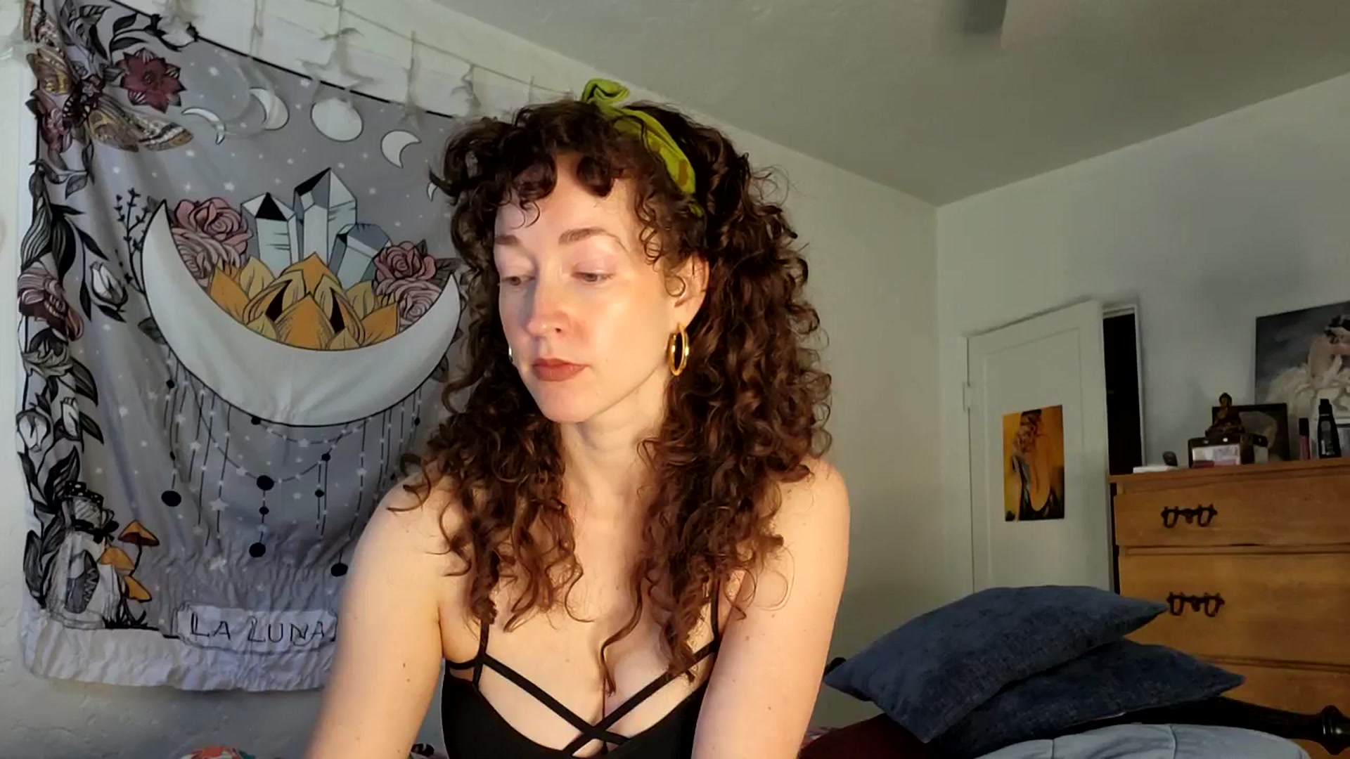 Gallery image thumbnail from TrollopTaylor's myfreecams stream on, 02/16/2026, 18:23 image 11 of 20