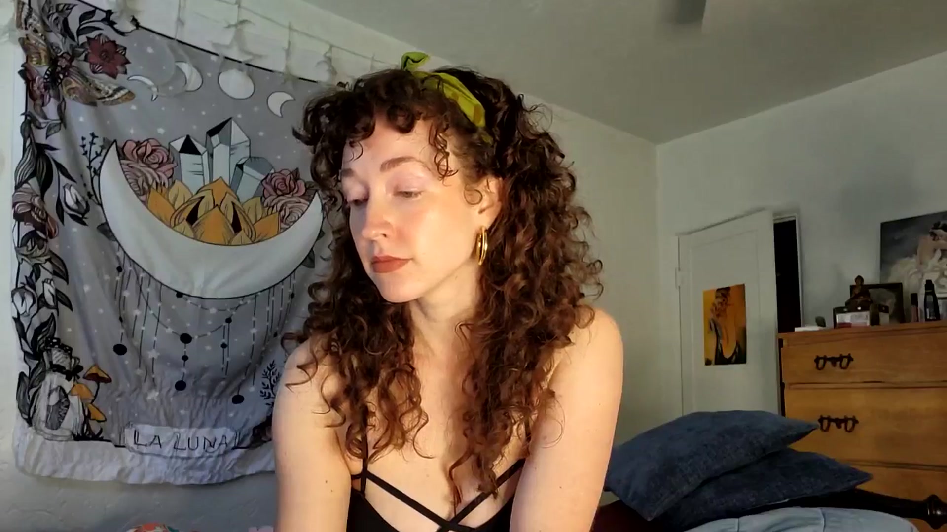 Gallery image thumbnail from TrollopTaylor's myfreecams stream on, 02/16/2026, 18:23 image 13 of 20