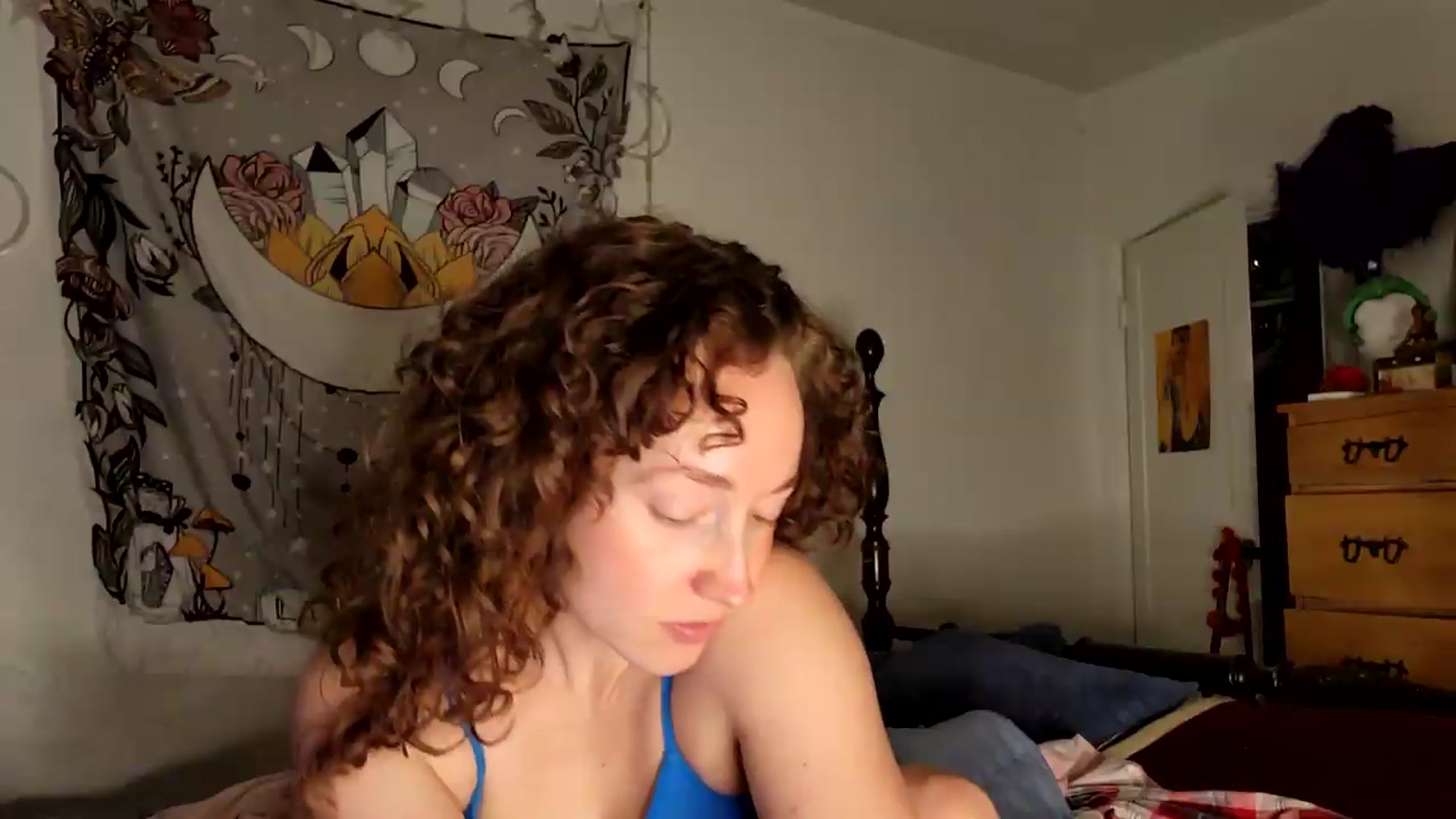 Gallery image thumbnail from TrollopTaylor's myfreecams stream on, 04/09/2026, 03:33 image 8 of 20