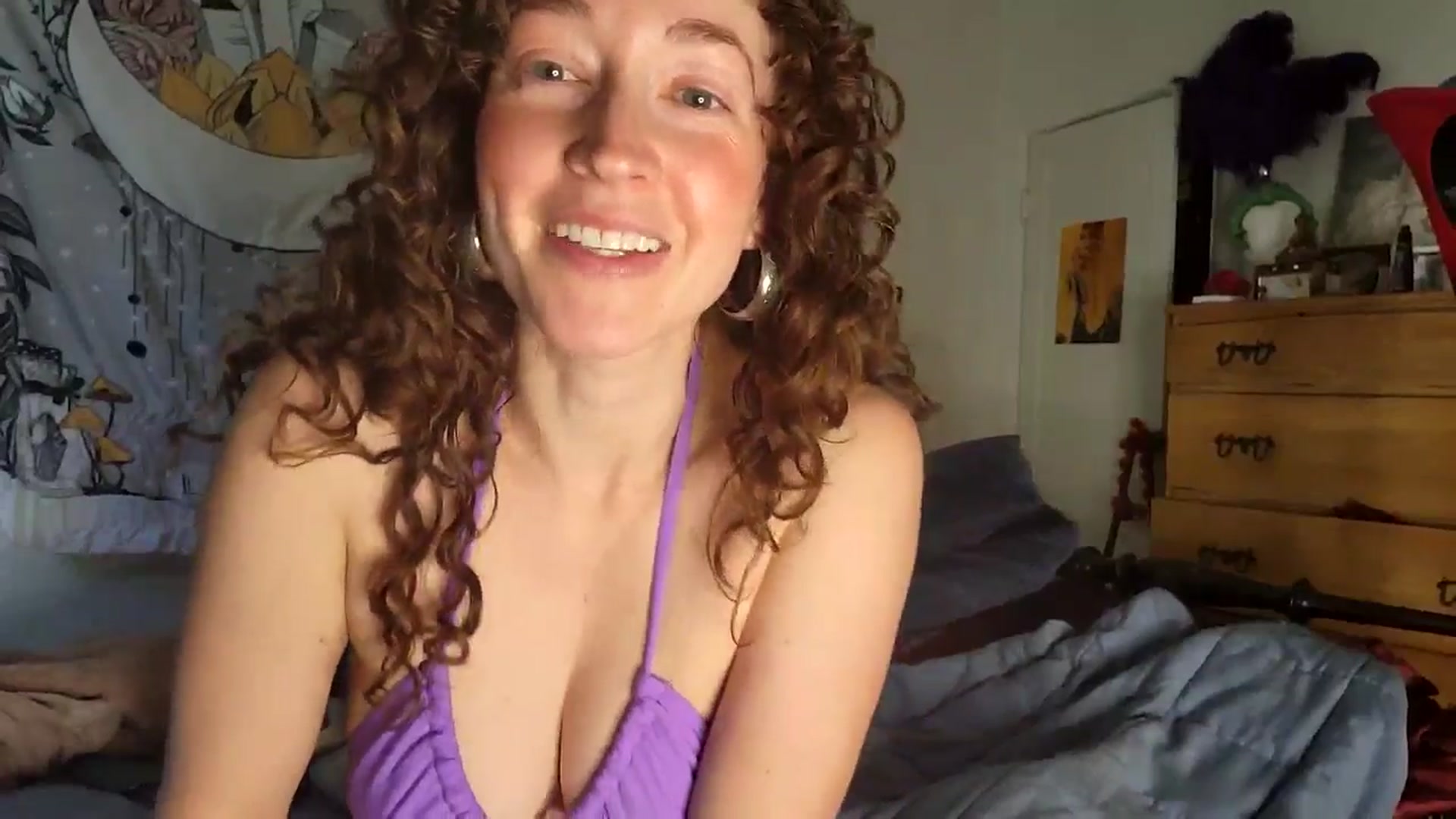 Gallery image thumbnail from TrollopTaylor's myfreecams stream on, 04/23/2026, 19:35 image 18 of 20
