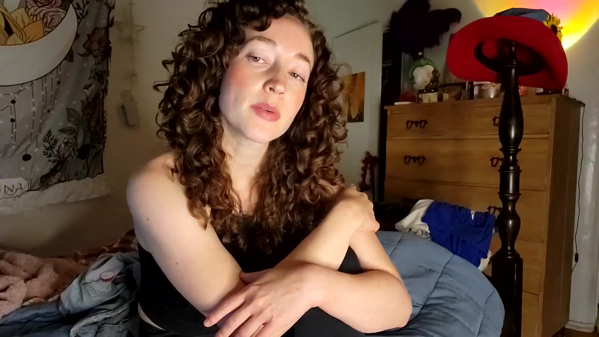 Gallery image thumbnail from TrollopTaylor's myfreecams stream on, 05/01/2026, 05:59 image 4 of 20